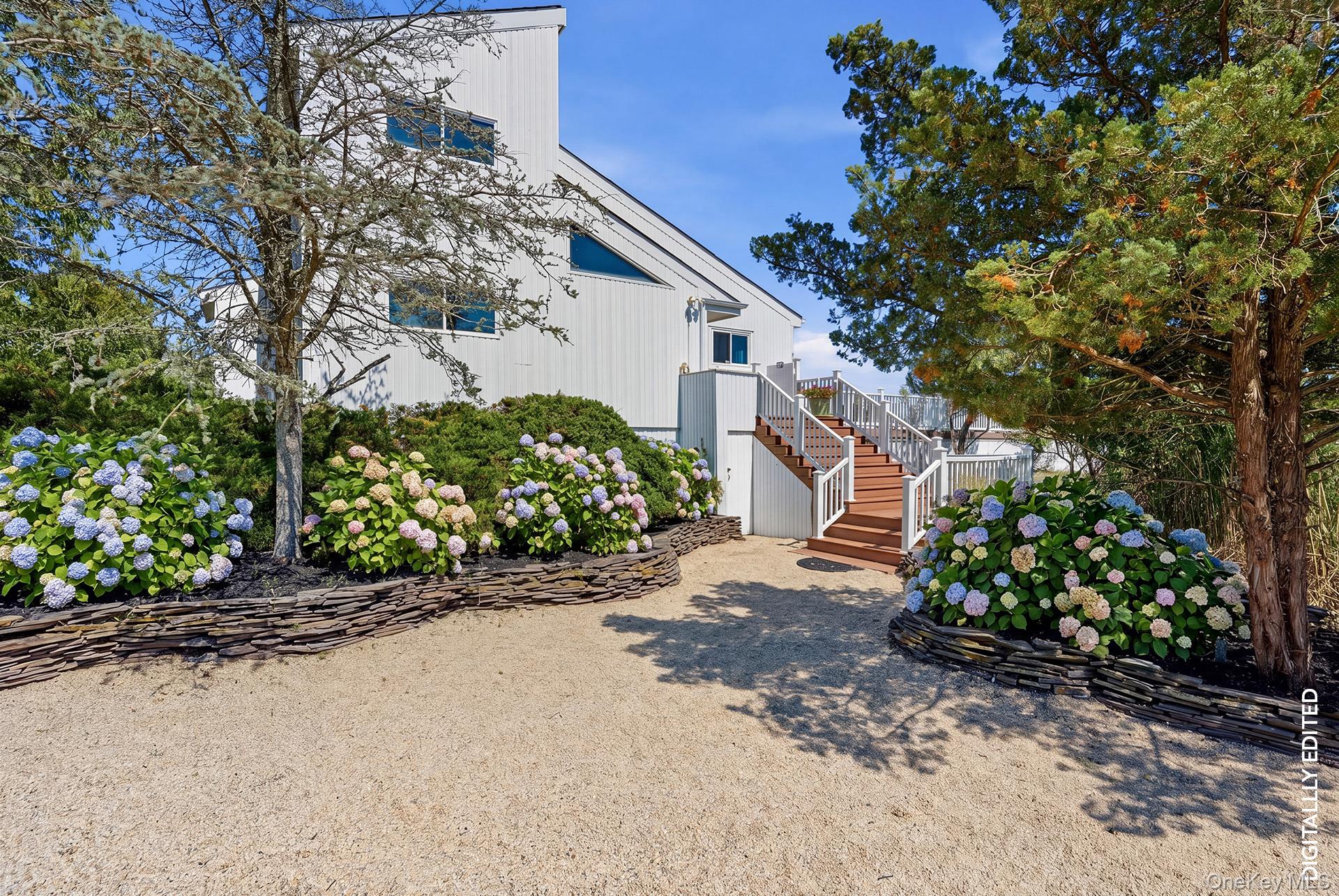 16 Meadow Lane Property Photo 1