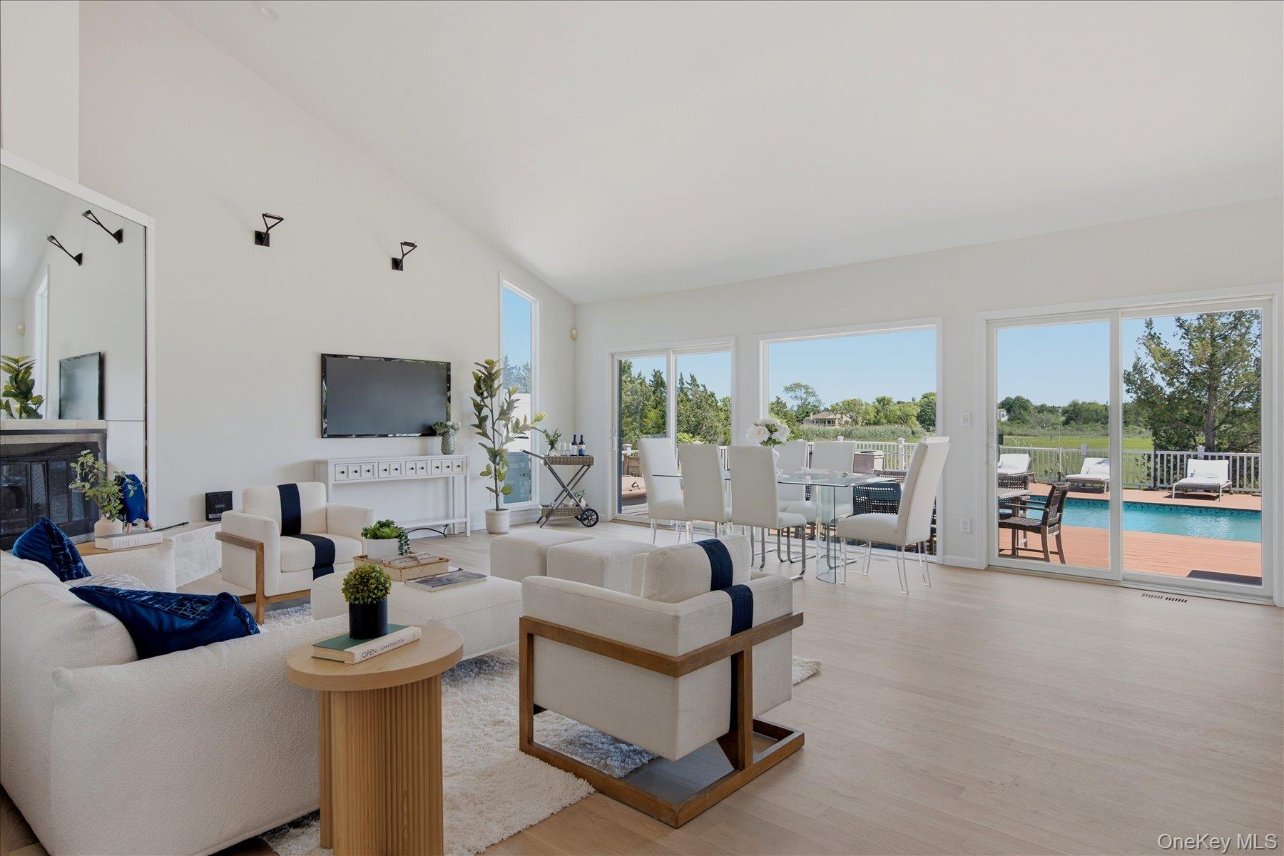 16 Meadow Lane Property Photo 3
