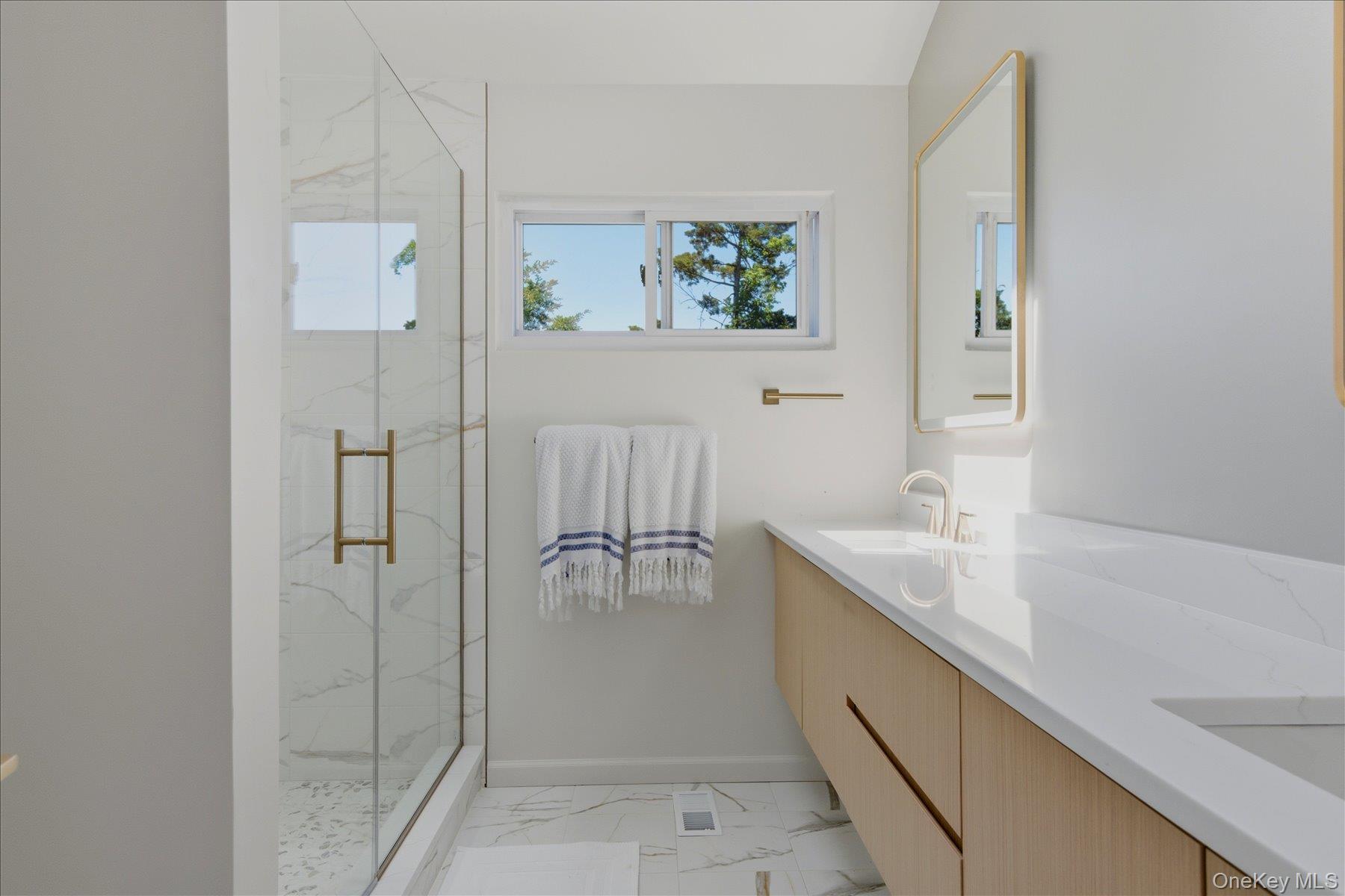 16 Meadow Lane Property Photo 19