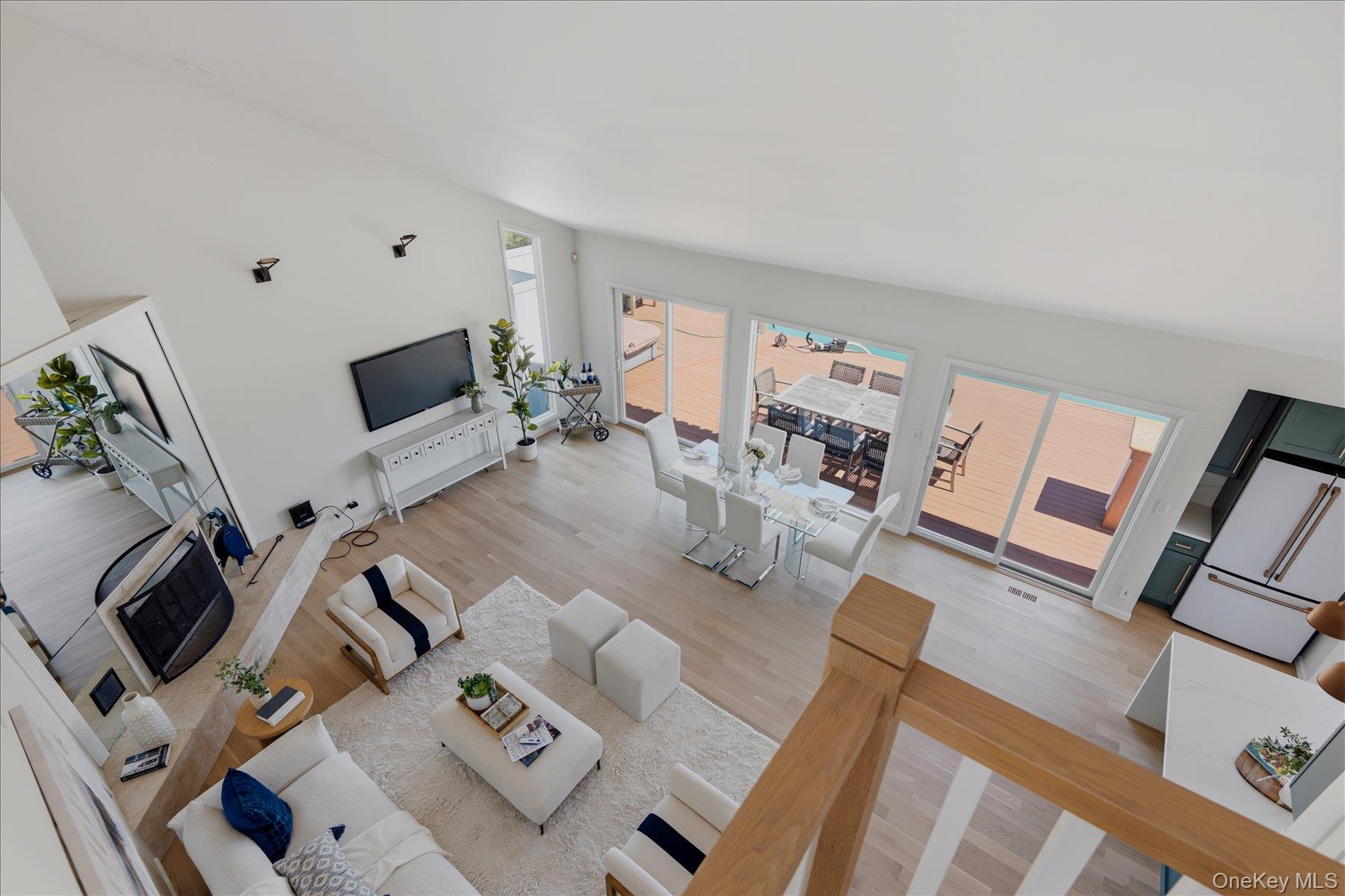 16 Meadow Lane Property Photo 22