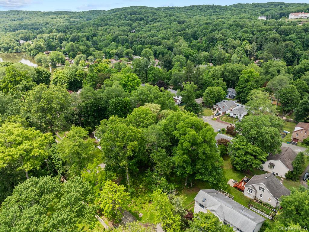6 Rockland Avenue Property Photo 14