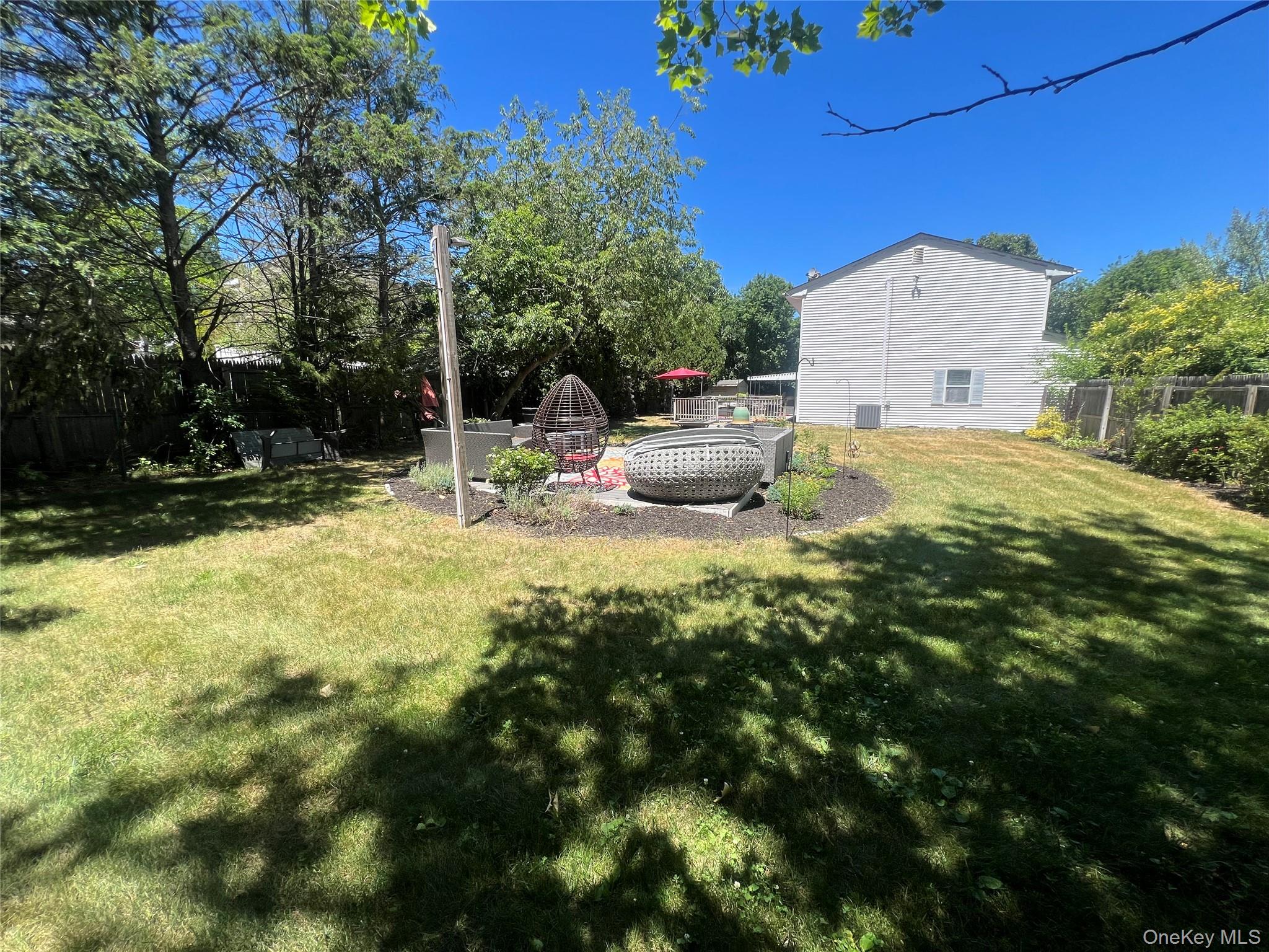 2 Peters Lane Property Photo 5
