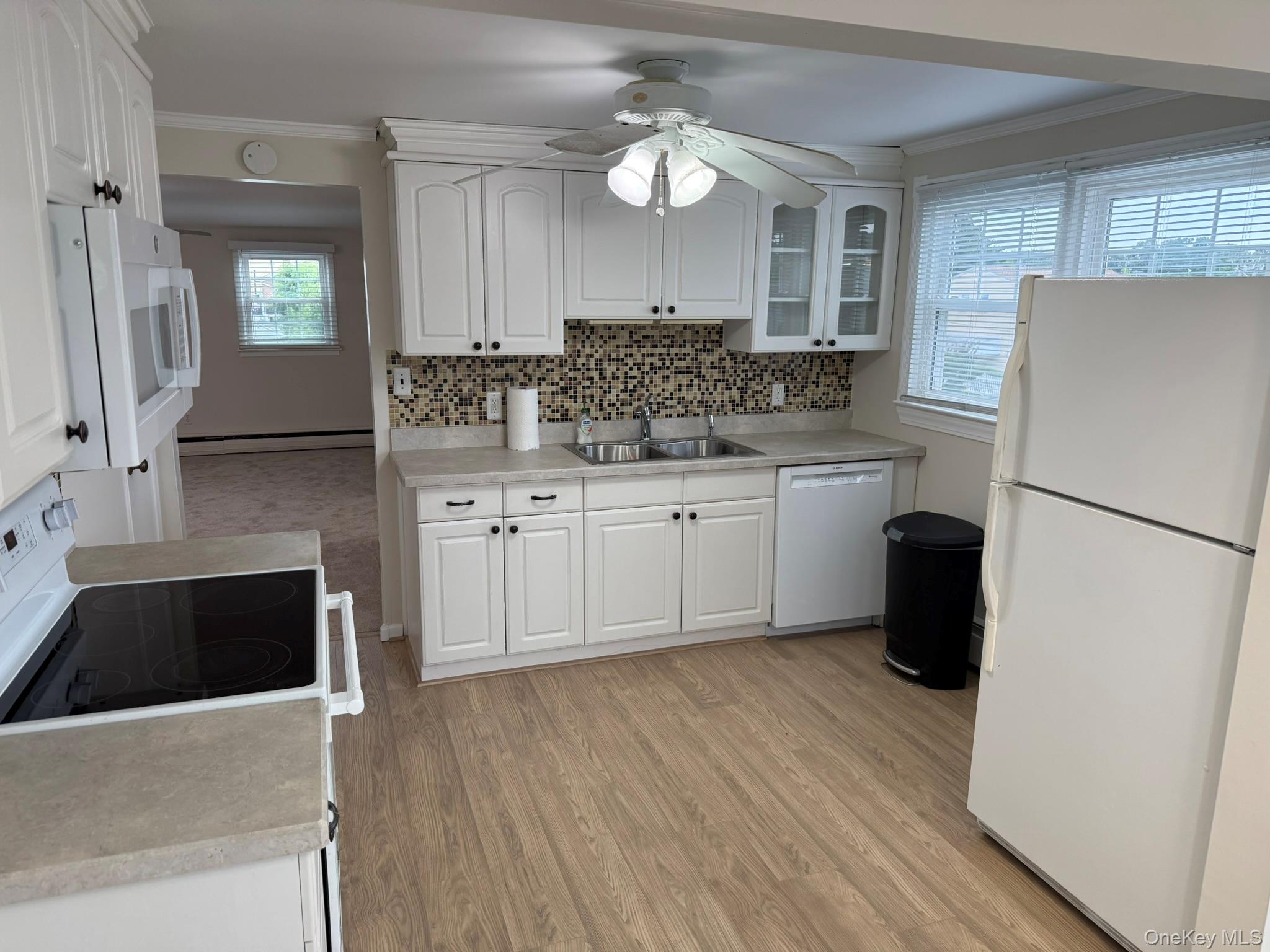 476 Bernard Street Property Photo 12