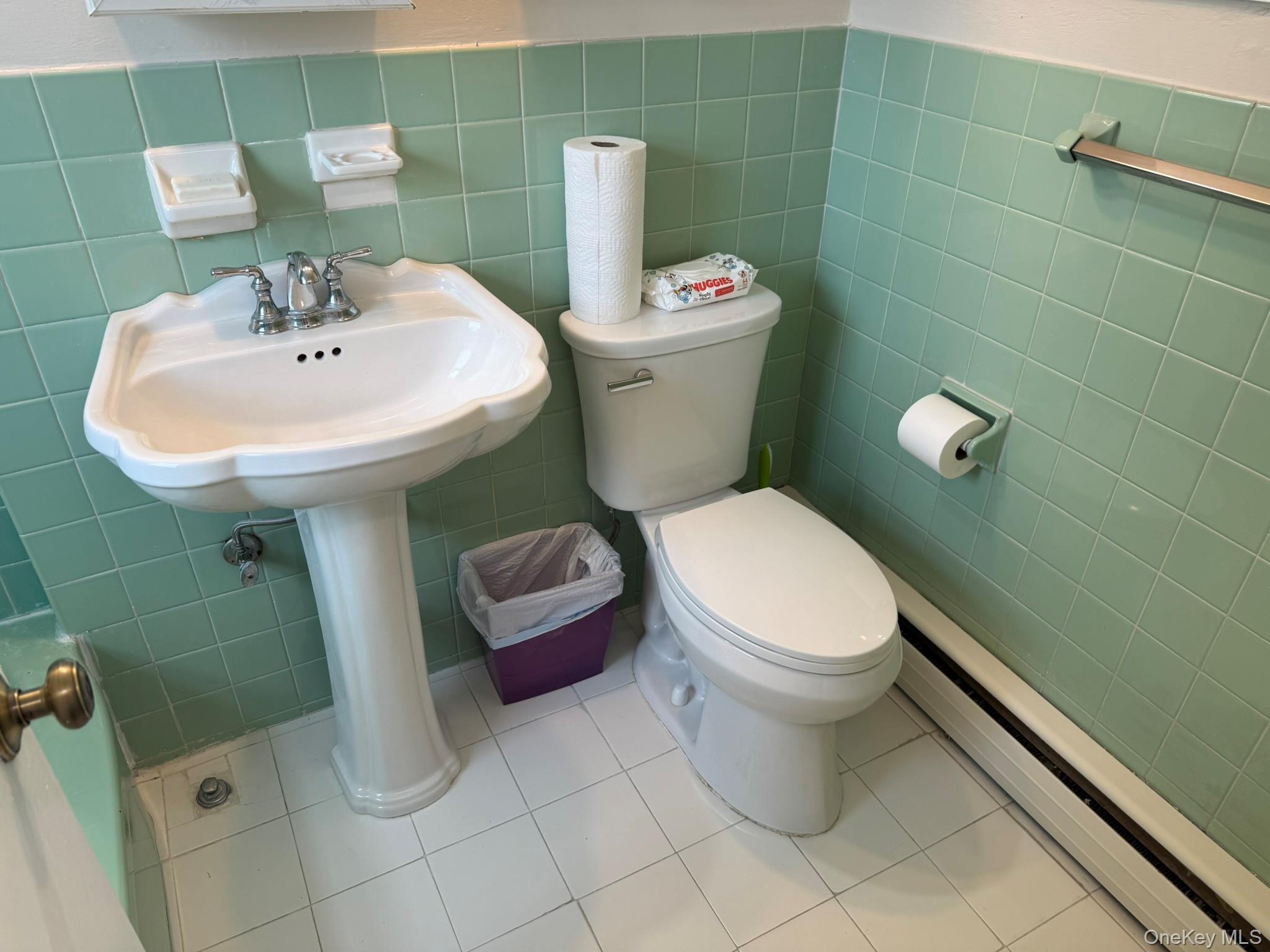 476 Bernard Street Property Photo 14