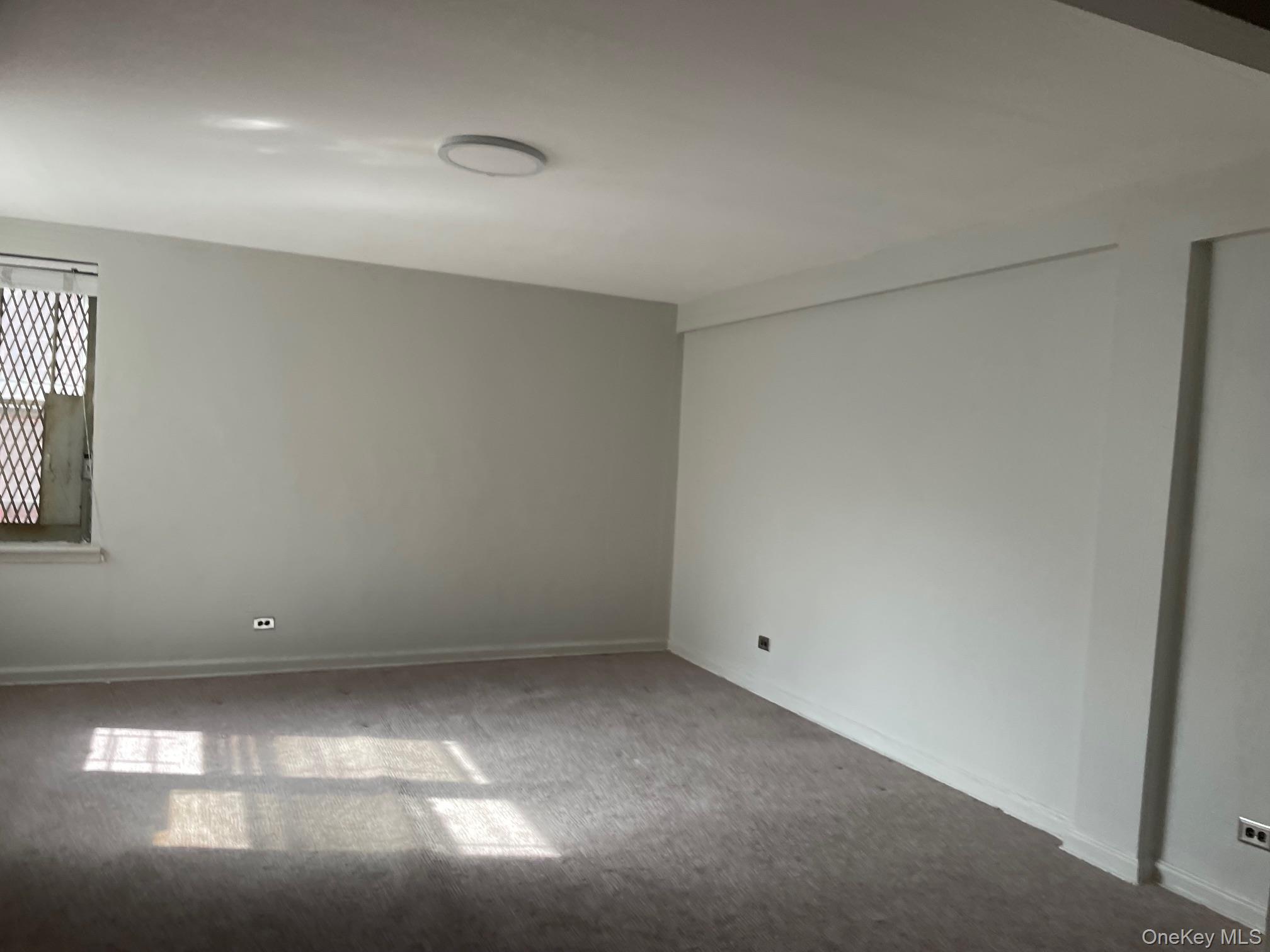 63-61 Yellowstone Boulevard 4l Property Photo 4