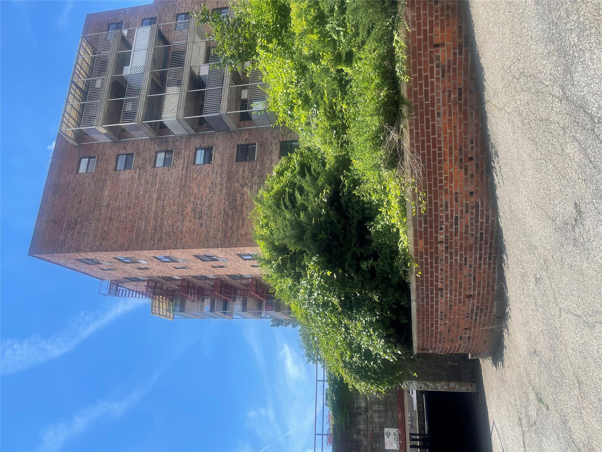 671 Bronx River Road 4g Property Photo 2
