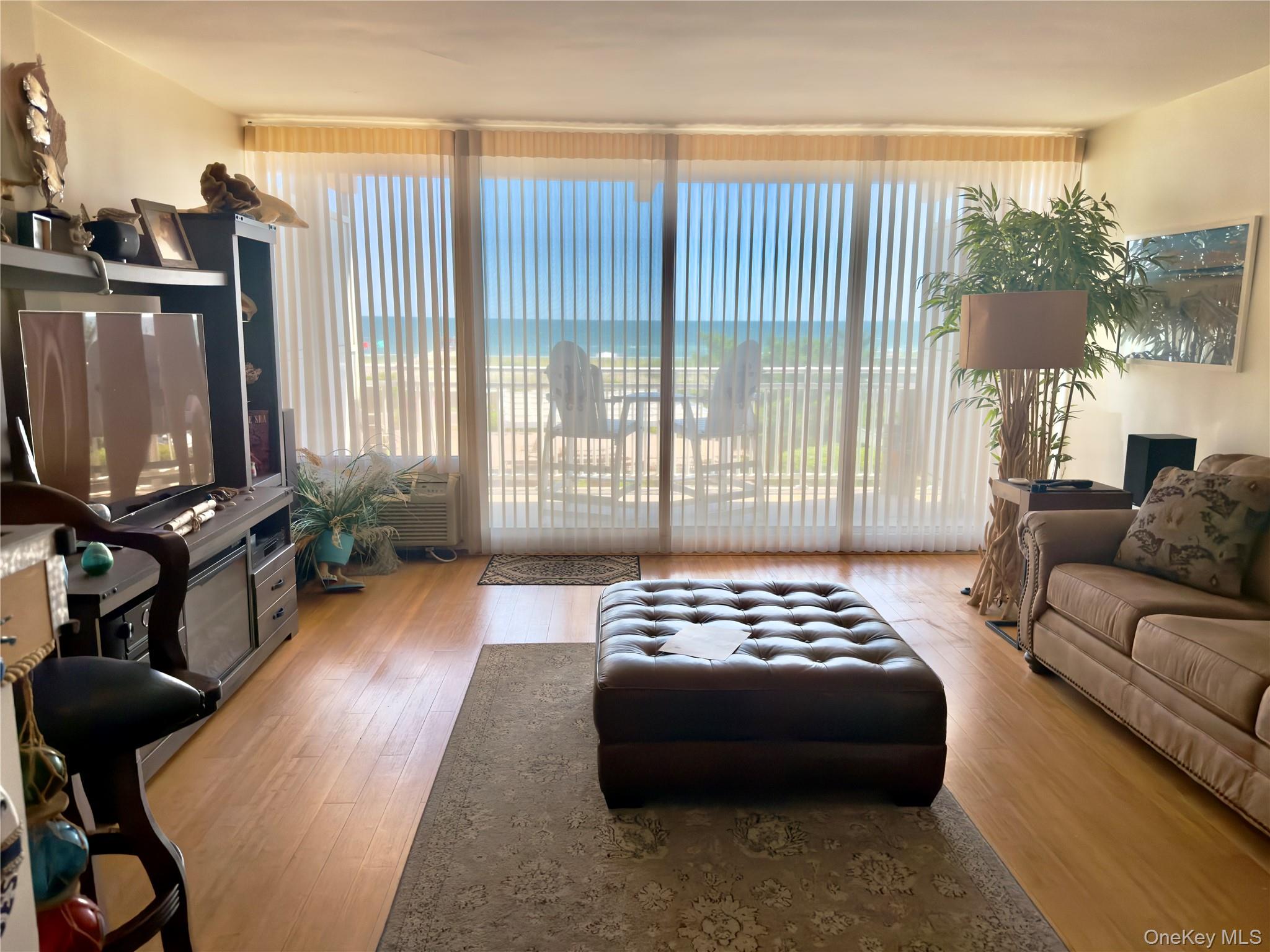 830 Shore Road 2s Property Photo 5