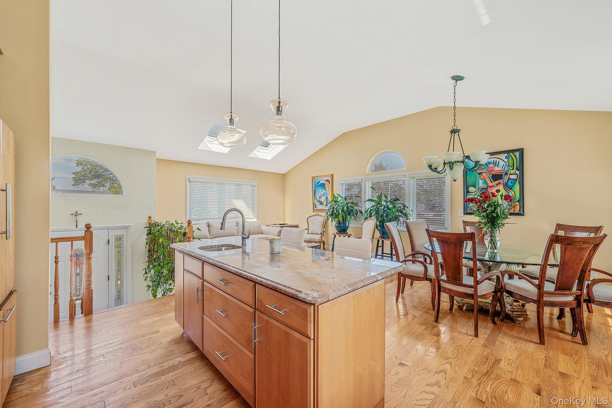 540 Scudder Avenue Property Photo 8