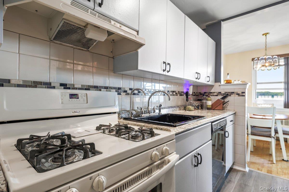 279 N Broadway 7a Property Photo 7