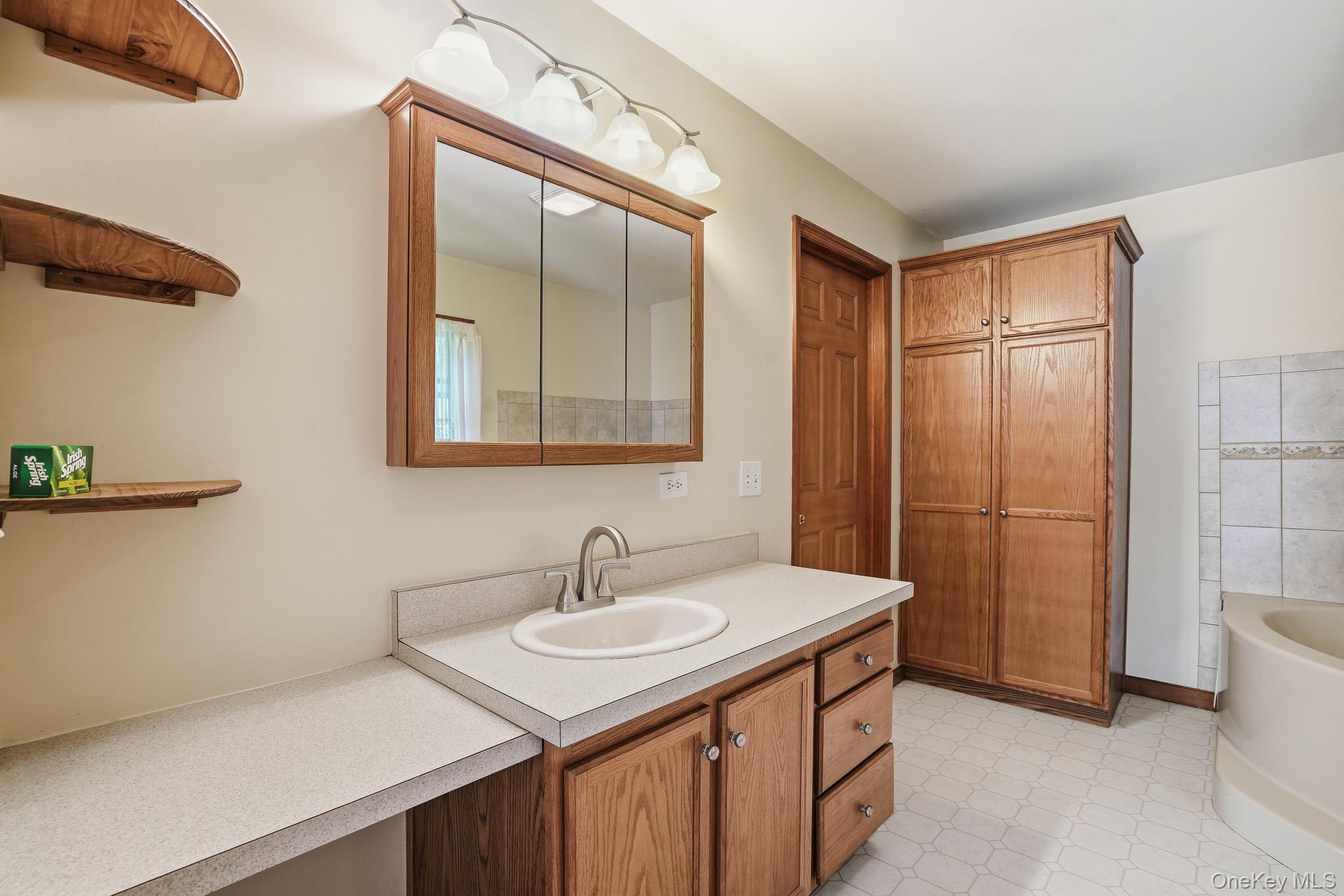 74 Losee Road Property Photo 17