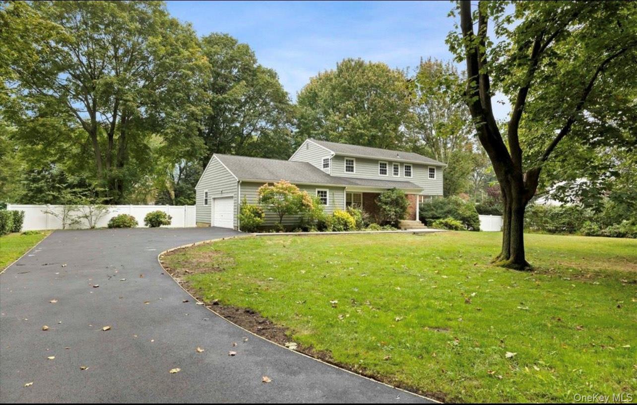 240 PLAINVIEW Road Property Photo 1