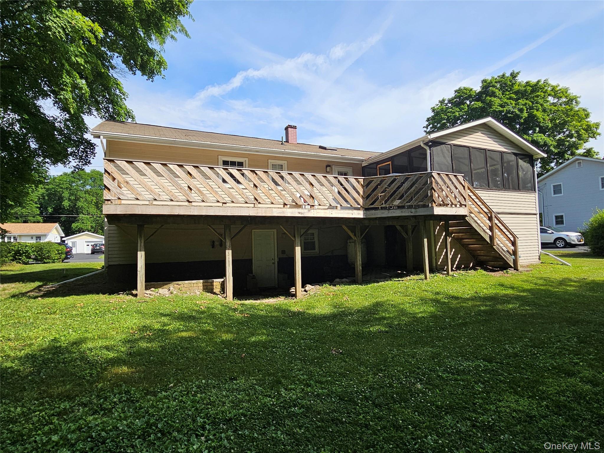 7 Scotchtown Drive Property Photo 2