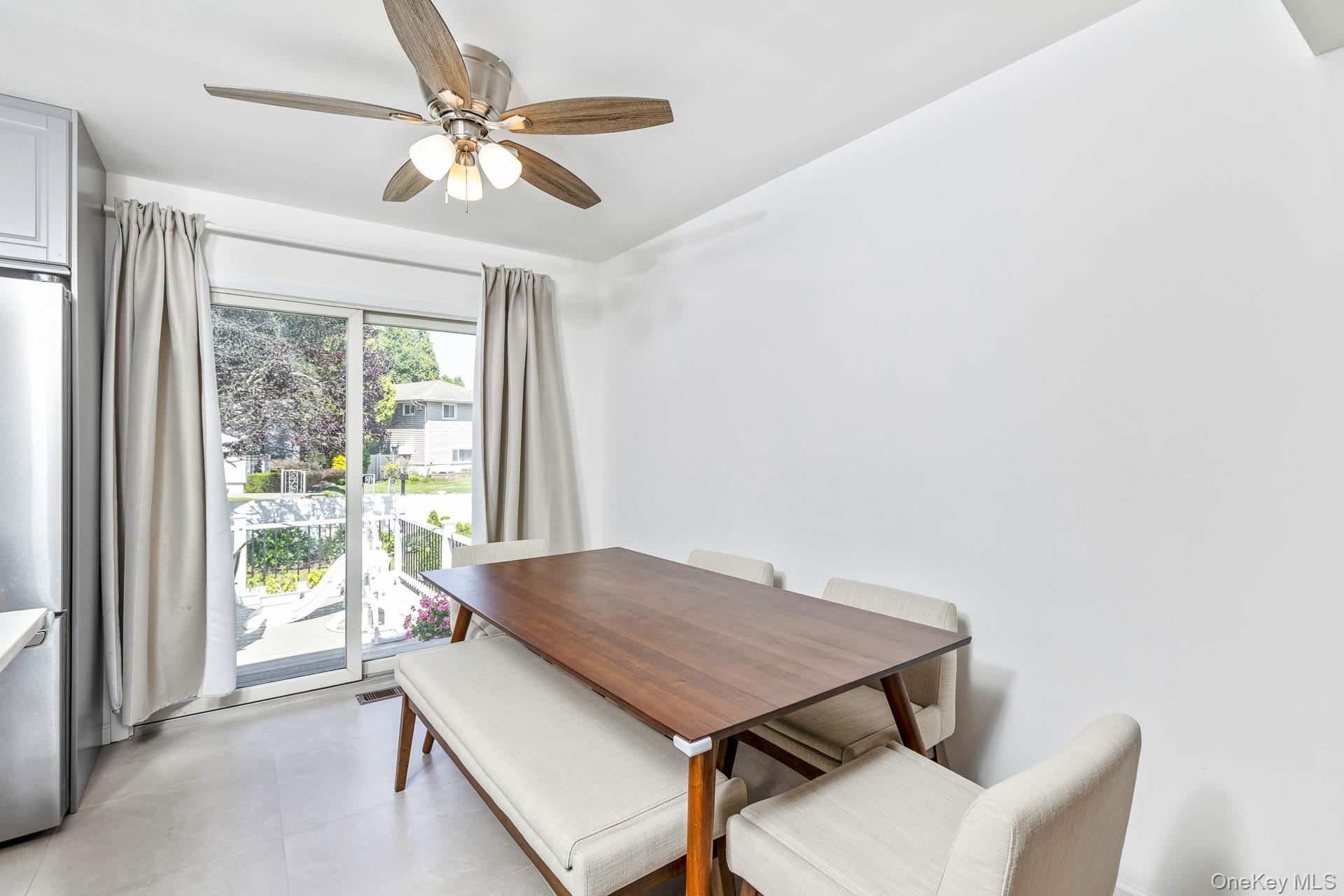 21 Pinetree Avenue Property Photo 5