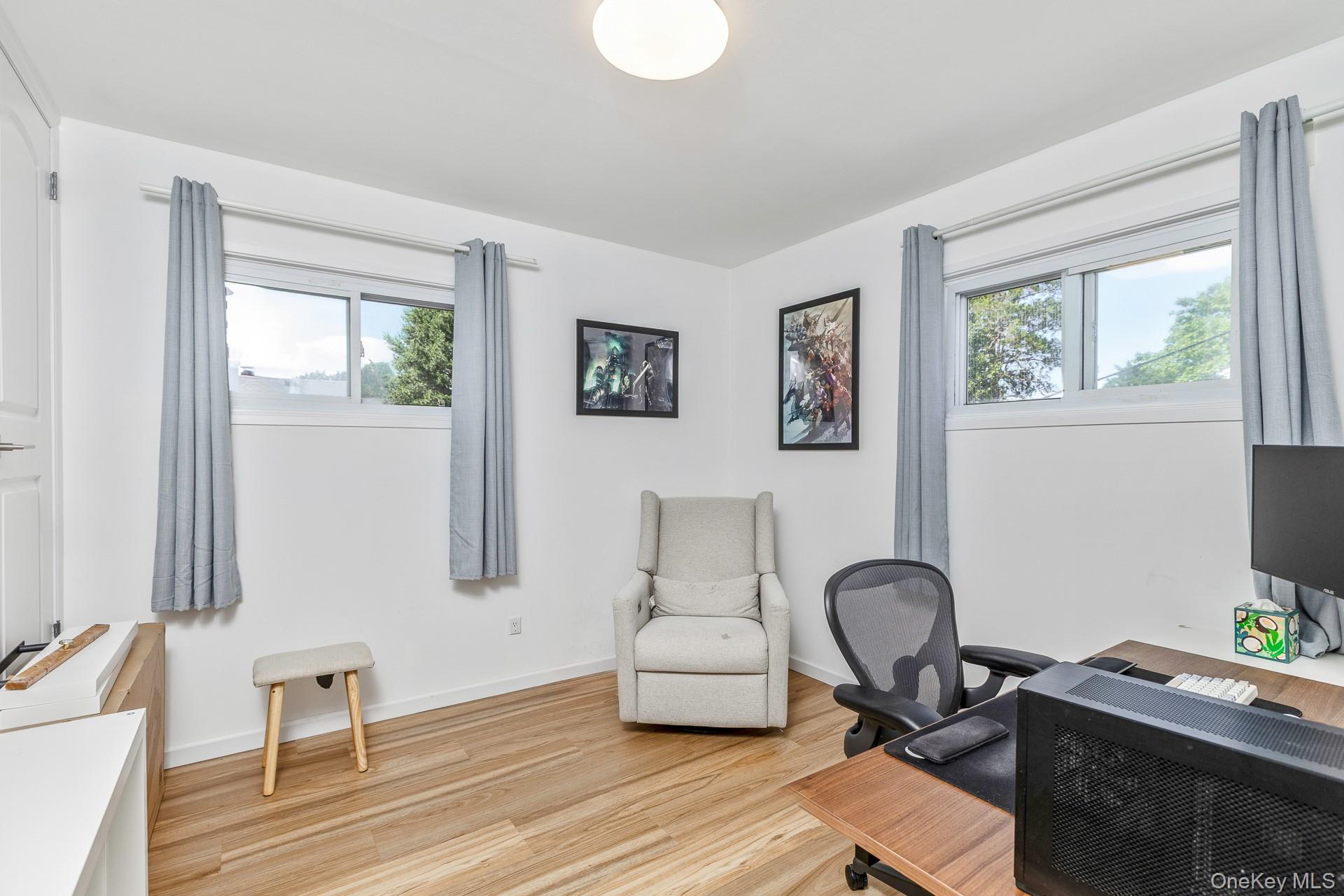 21 Pinetree Avenue Property Photo 12