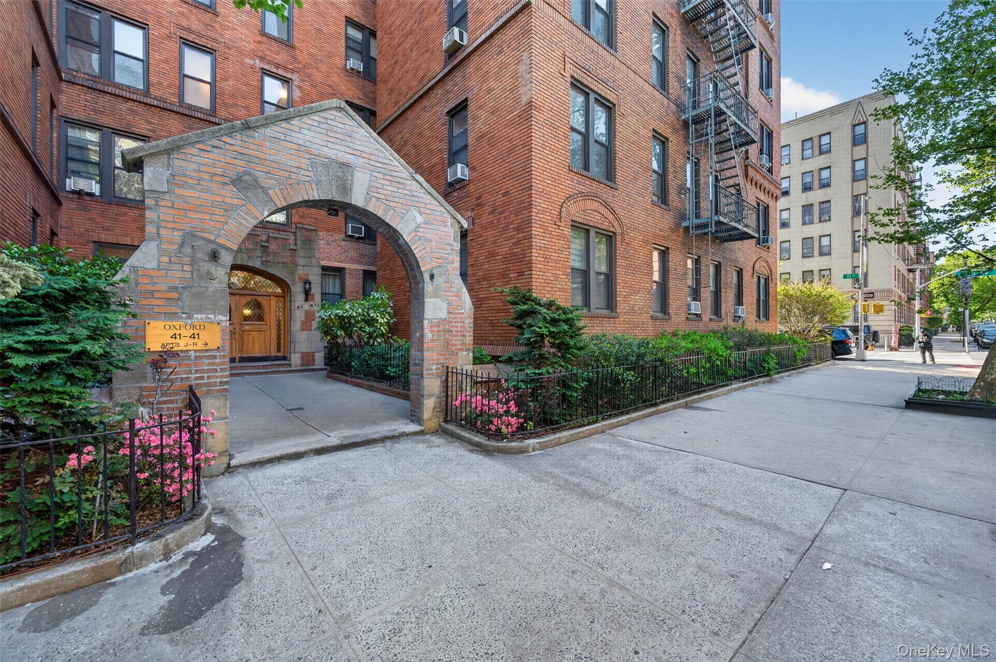 41-41 41st Street 5n Property Photo 12