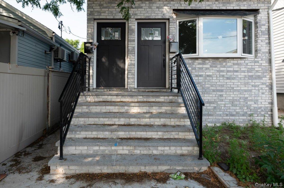 1791 Rockaway Parkway Property Photo 3
