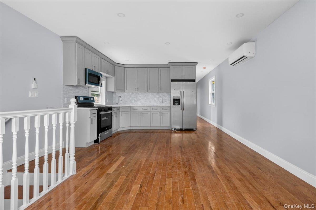 1791 Rockaway Parkway Property Photo 19