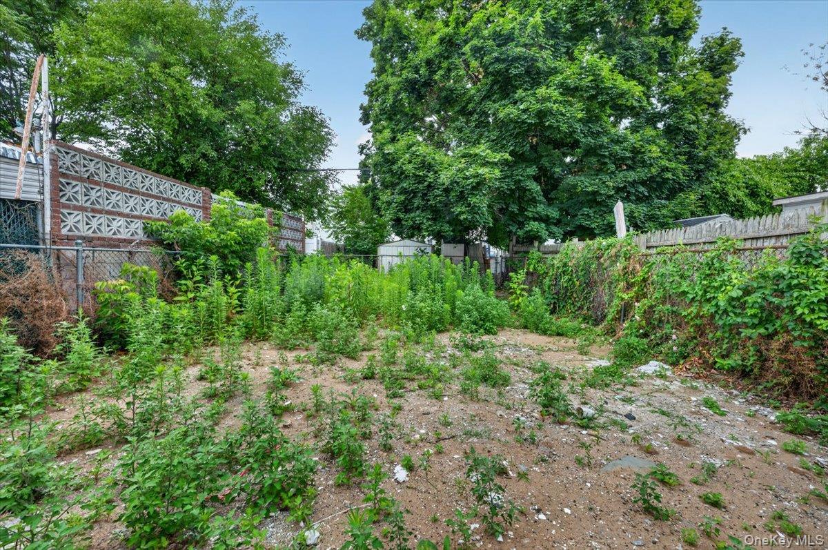 1791 Rockaway Parkway Property Photo 29