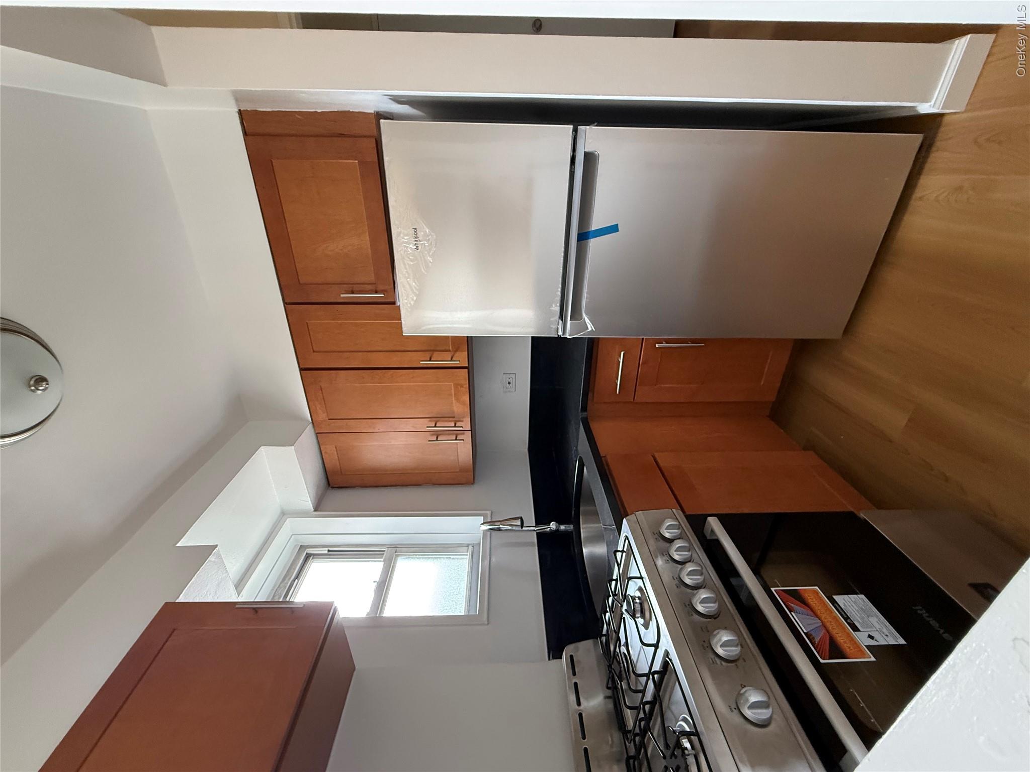 83-36 Beverly Road 5b Property Photo 6