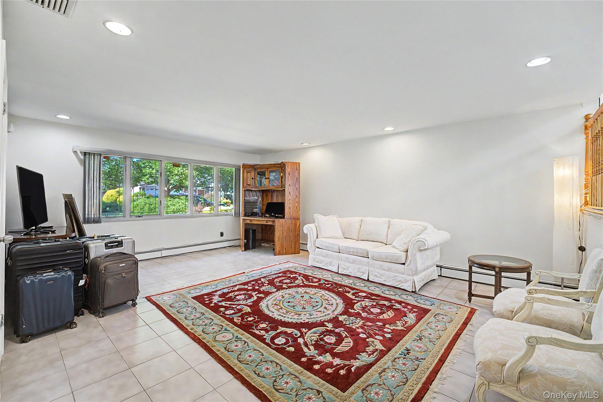 159 South Drive Property Photo 10