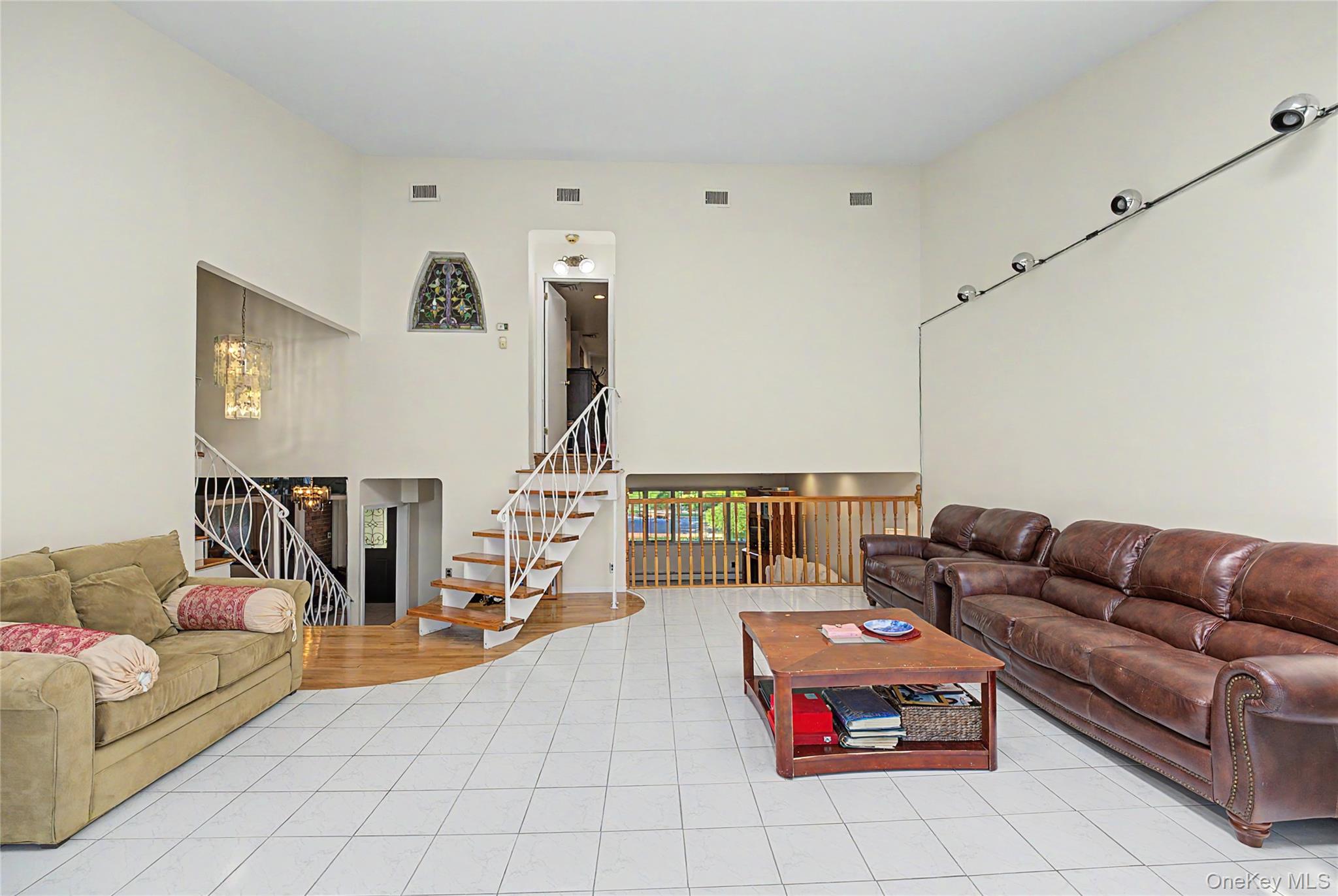 159 South Drive Property Photo 18