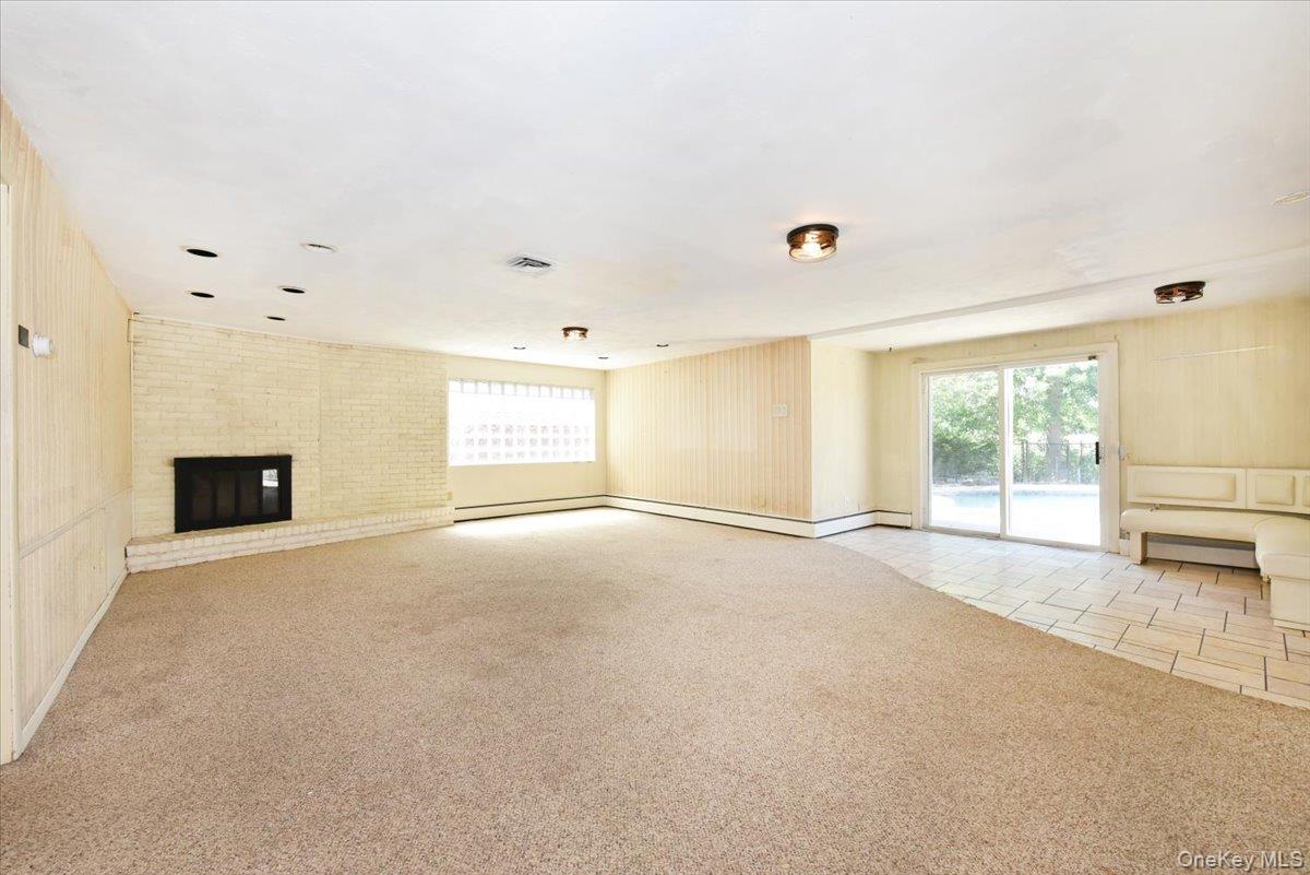 687 Golf Drive Property Photo 19