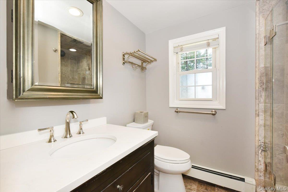 687 Golf Drive Property Photo 20