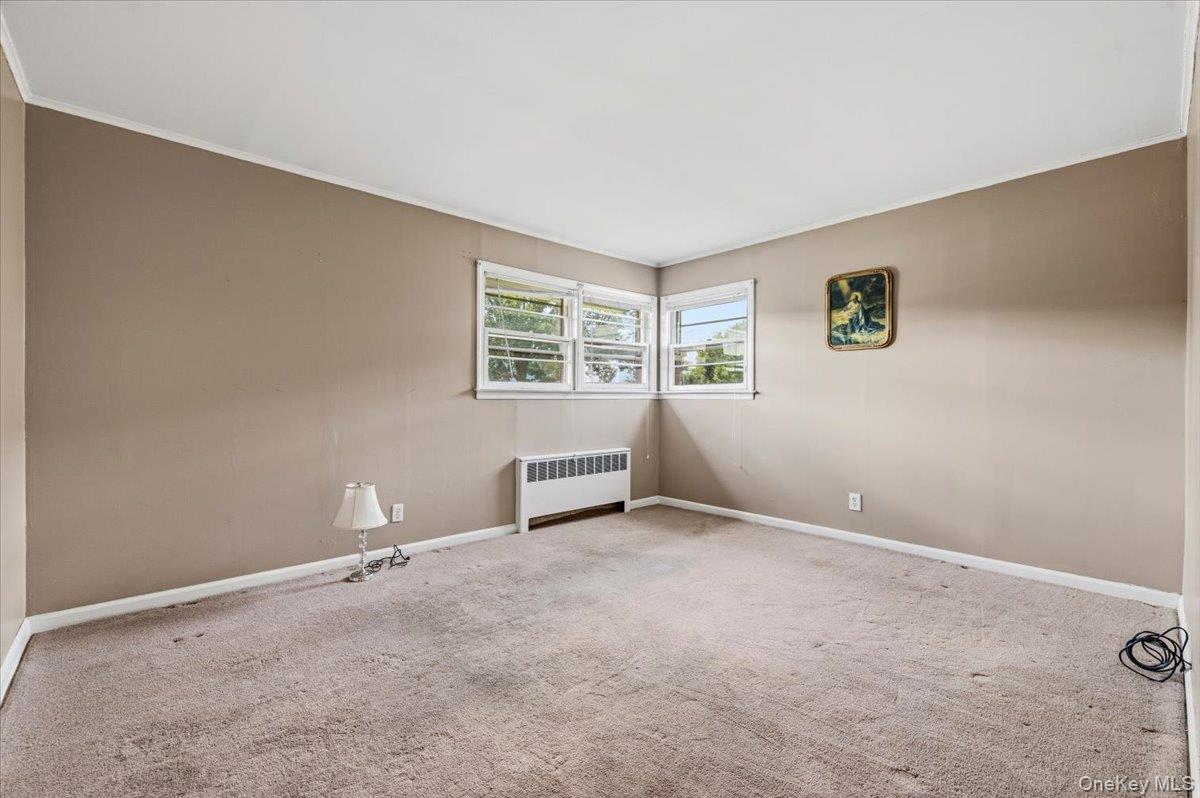 665 Dianne Street Property Photo 14