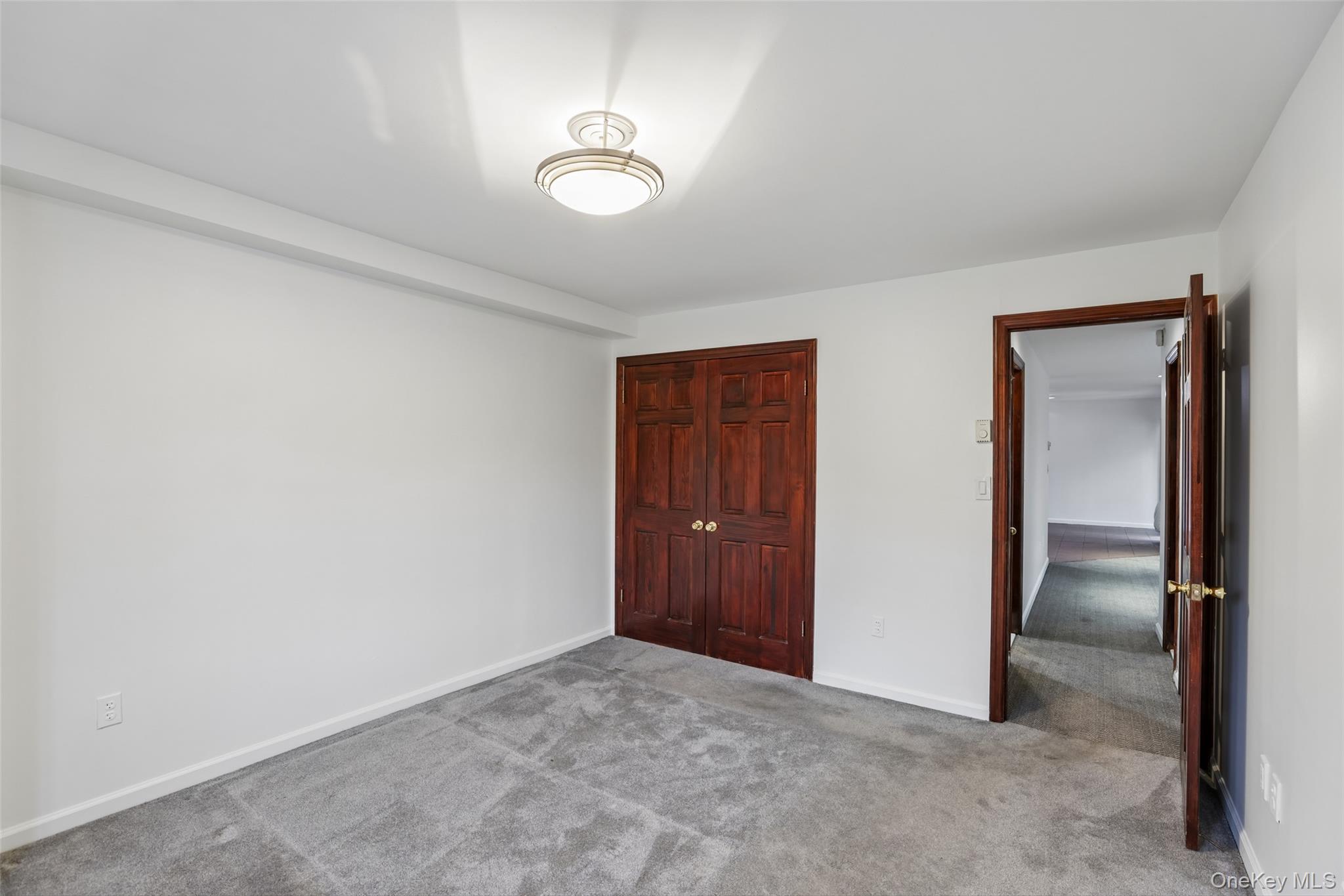 530 Hudson Avenue Property Photo 20