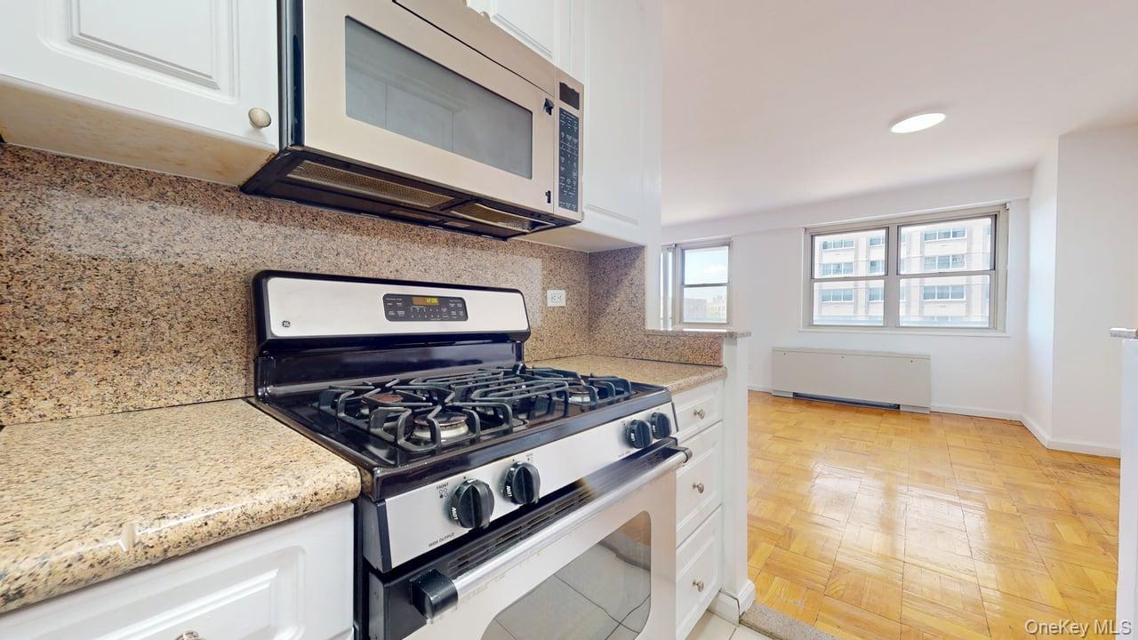 102-30 66th Road 10e Property Photo 17