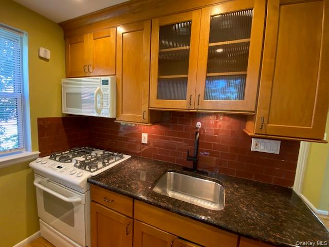 263-33 73rd. Avenue A-2 Property Photo 6