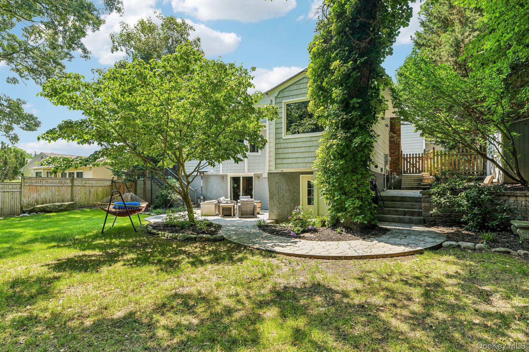 11 Bowman Lane Property Photo 35