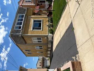 13743 233rd Street Property Photo 3