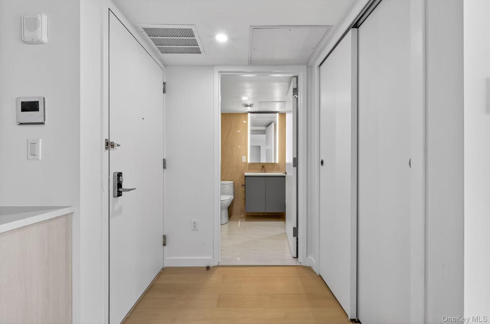 33-71 Prince Street 6h Property Photo 2
