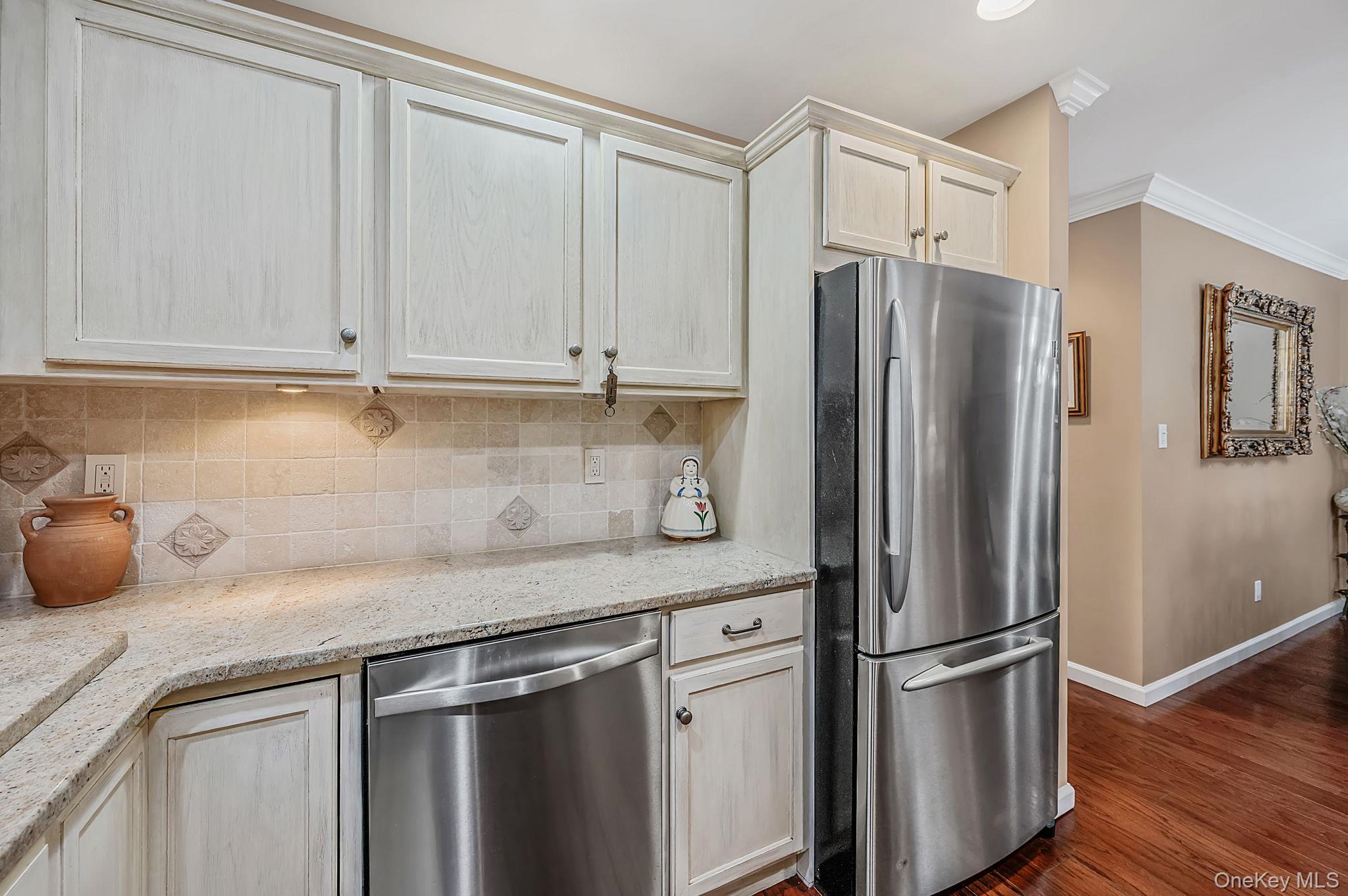 1130 Savoy Drive Property Photo 18