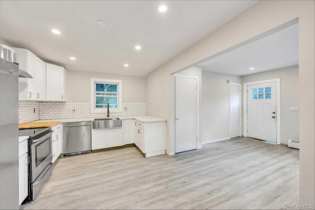 438 Auborn Avenue Property Photo 14