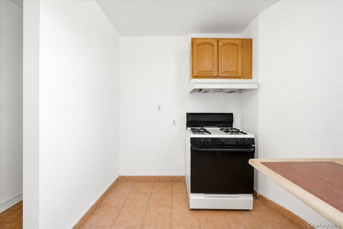 425 E 153 Street 3a Property Photo 13