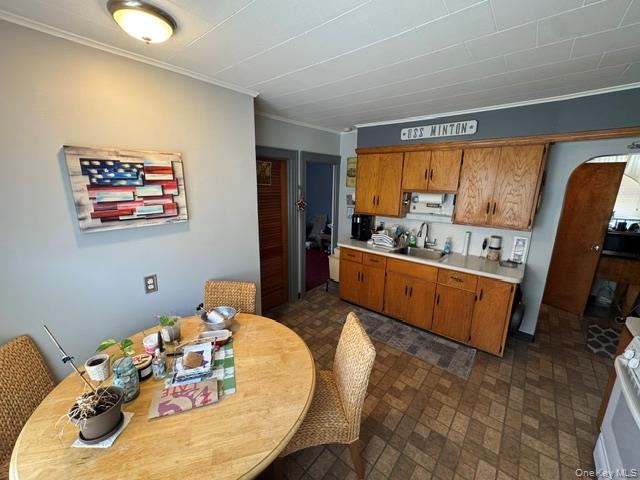 616 College Place Property Photo 6