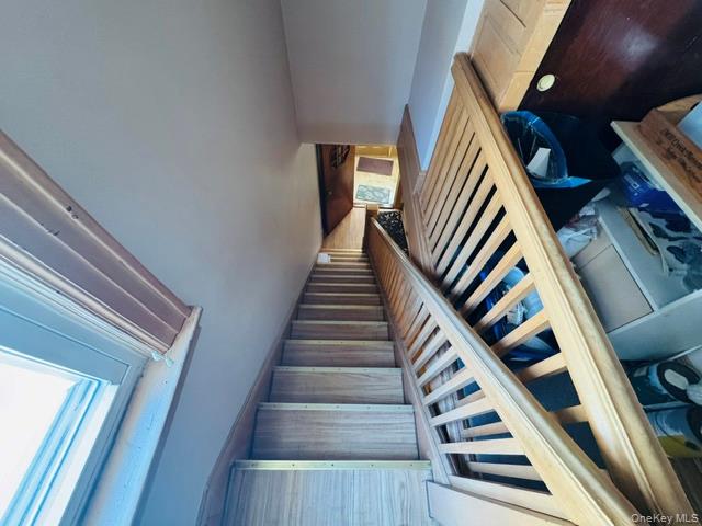 616 College Place Property Photo 14