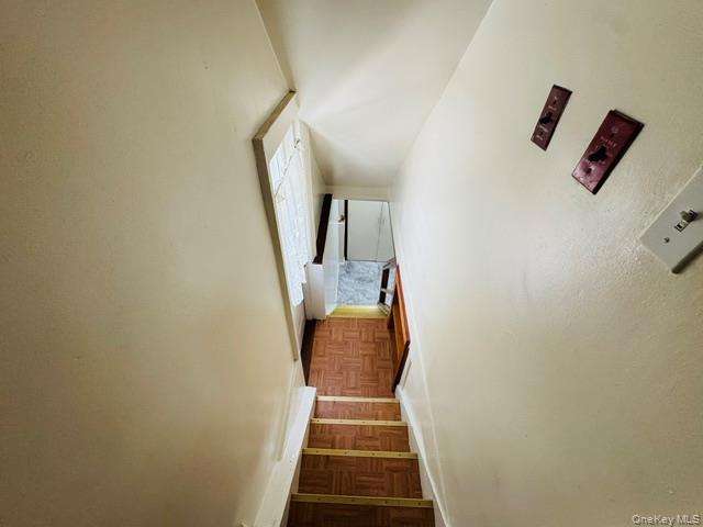 616 College Place Property Photo 30