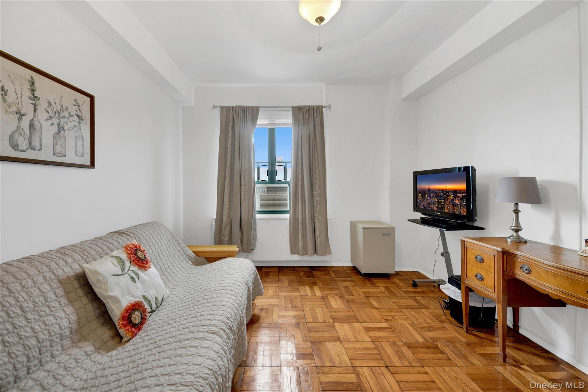 14 Metropolitan Oval 8g Property Photo 6