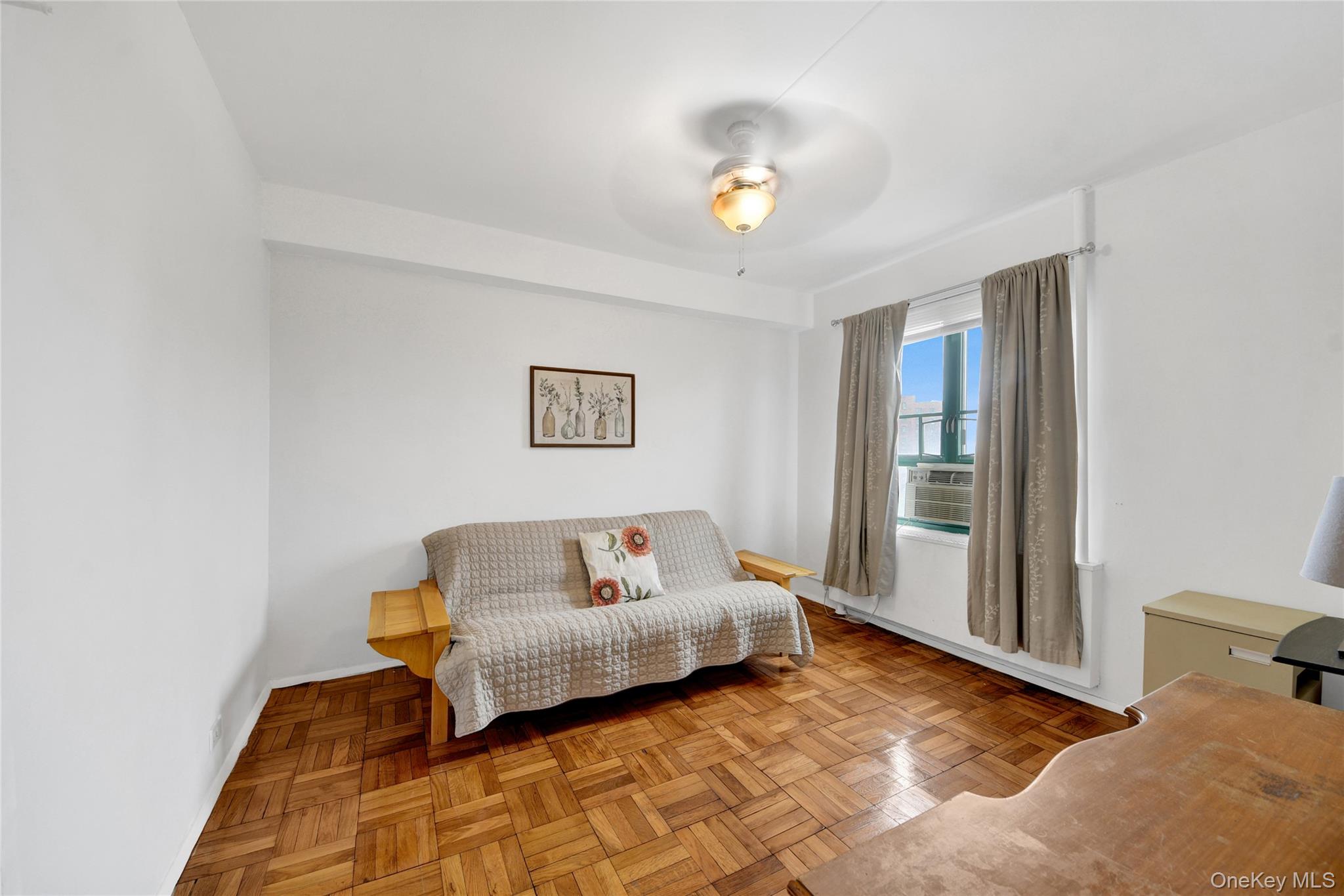 14 Metropolitan Oval 8g Property Photo 7