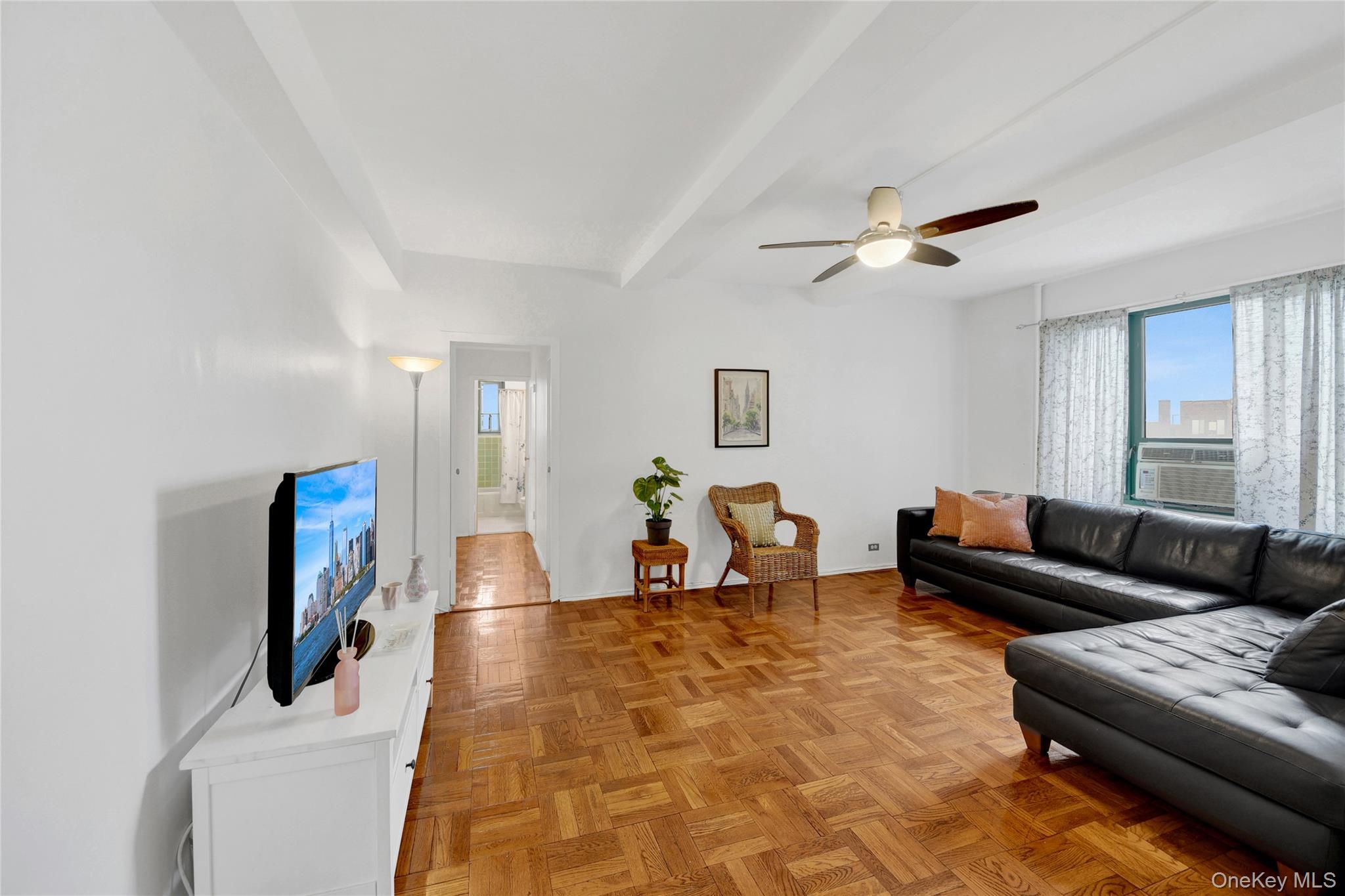 14 Metropolitan Oval 8g Property Photo 8