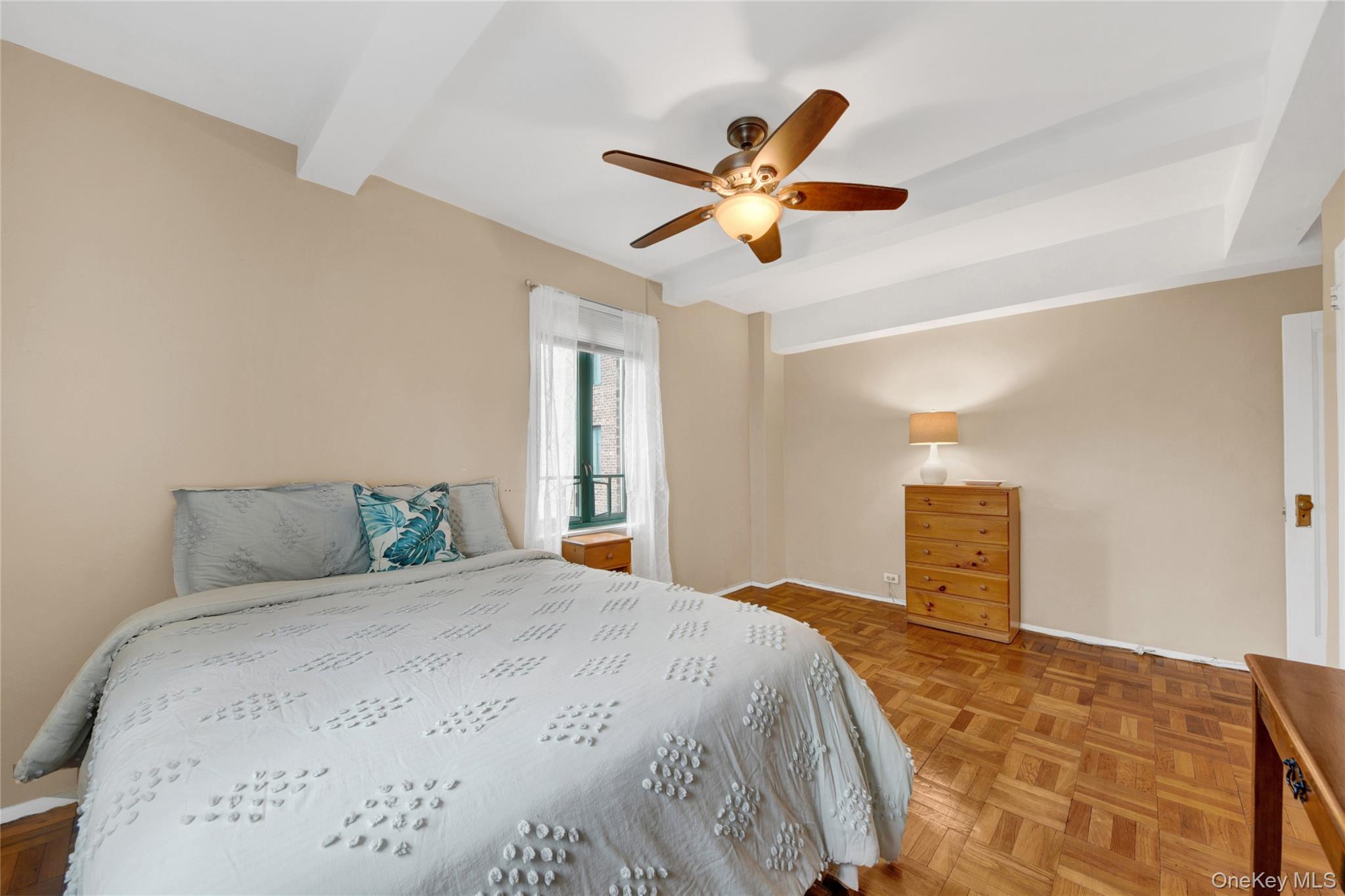 14 Metropolitan Oval 8g Property Photo 15