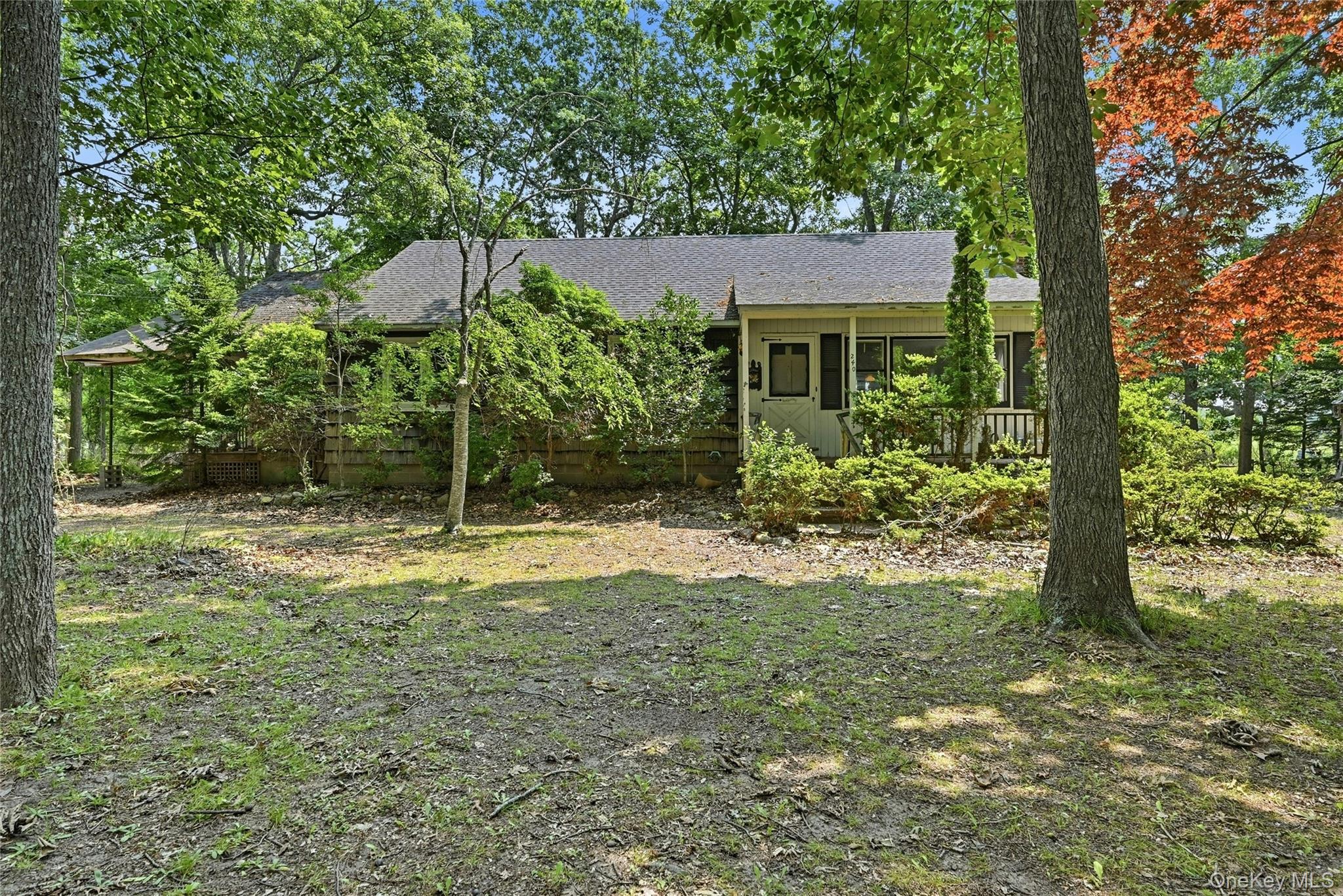 240 Meadow Lane Property Photo 5