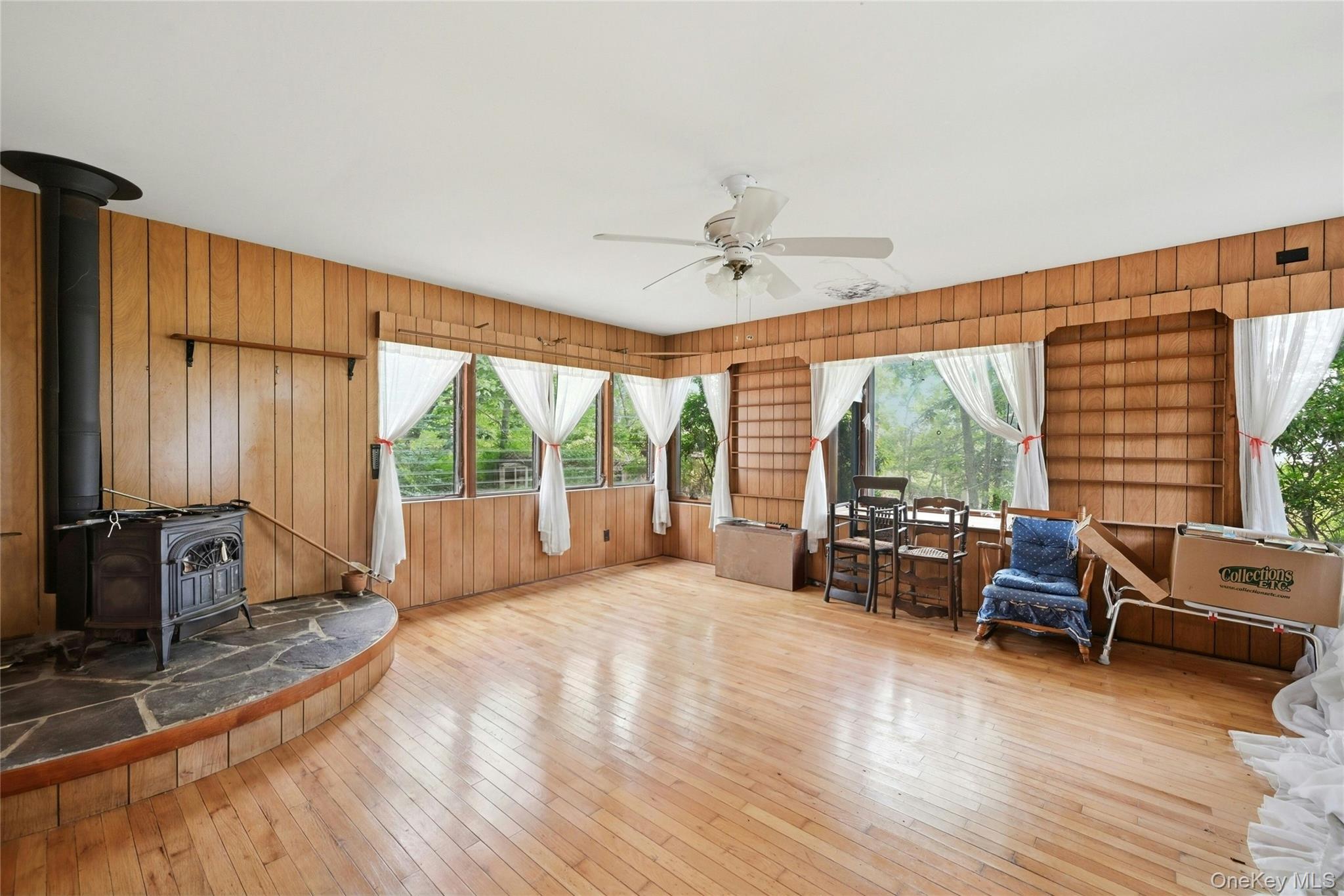 240 Meadow Lane Property Photo 11