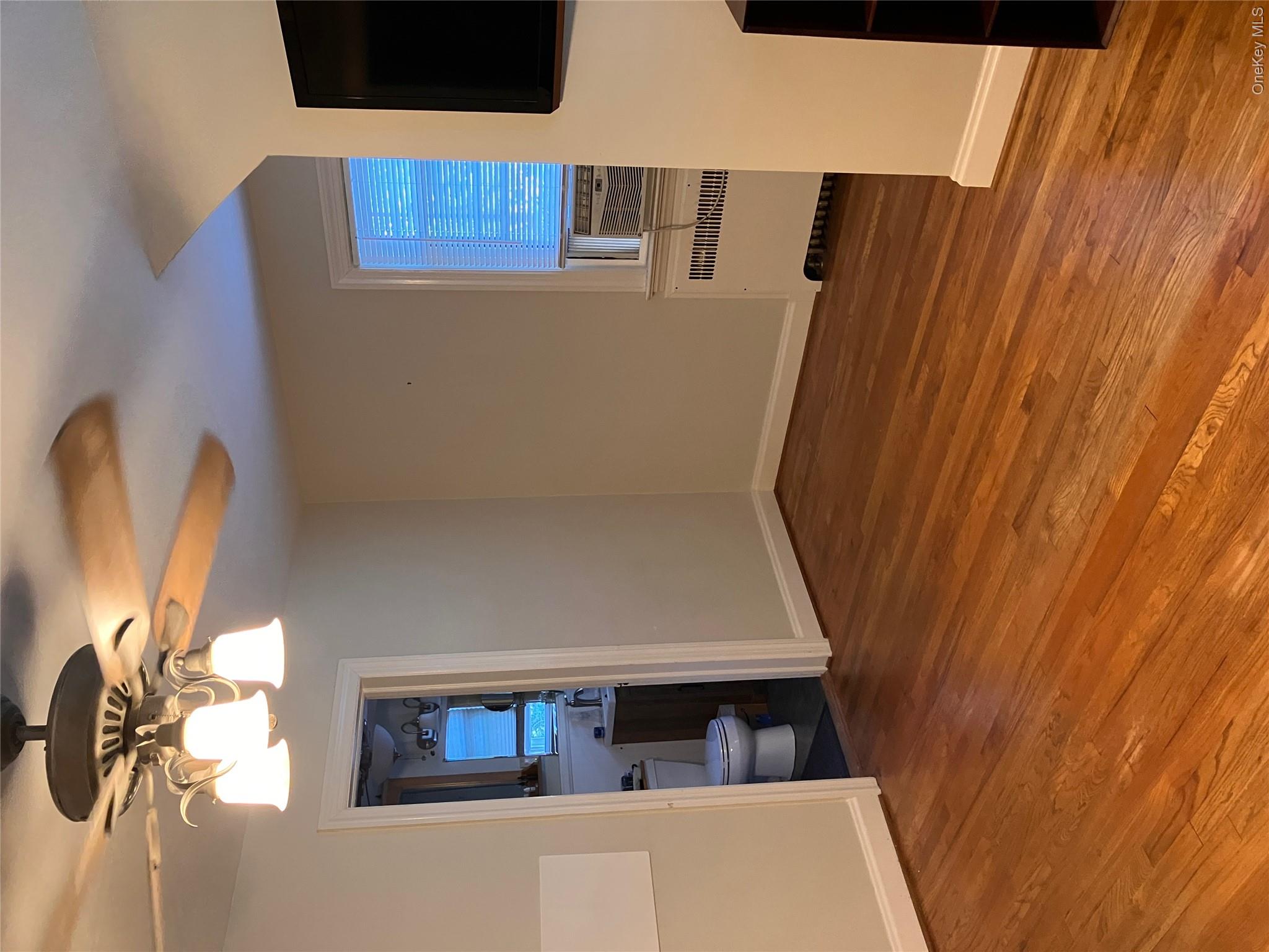 12 Maryland Avenue Property Photo 4