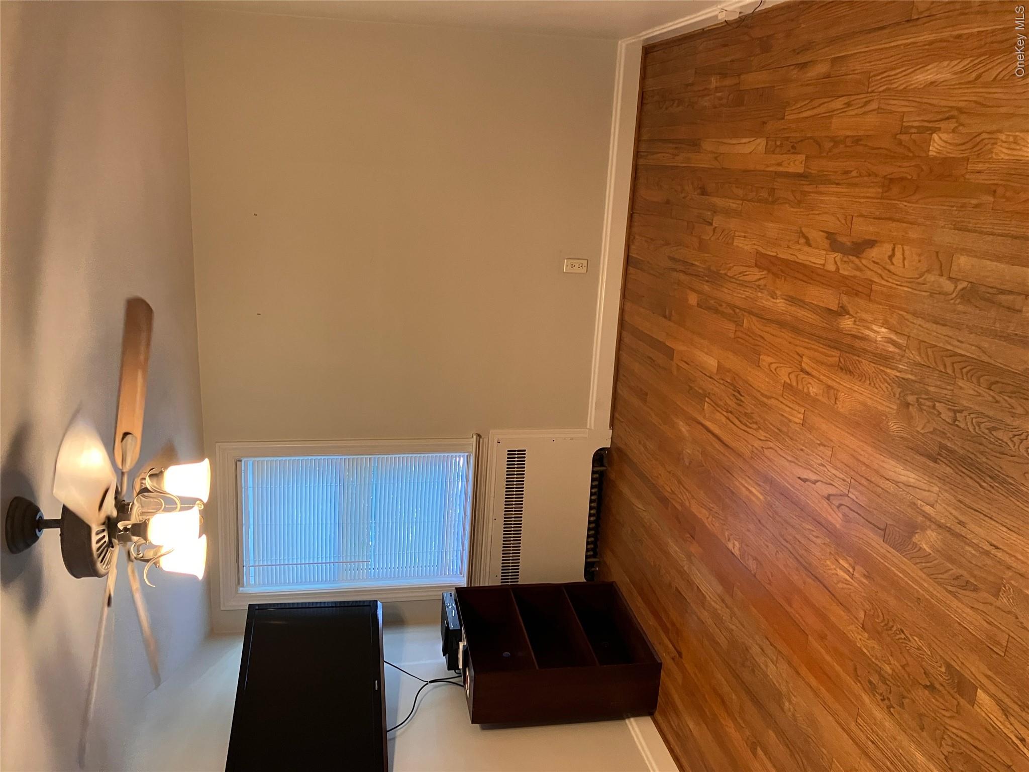 12 Maryland Avenue Property Photo 7