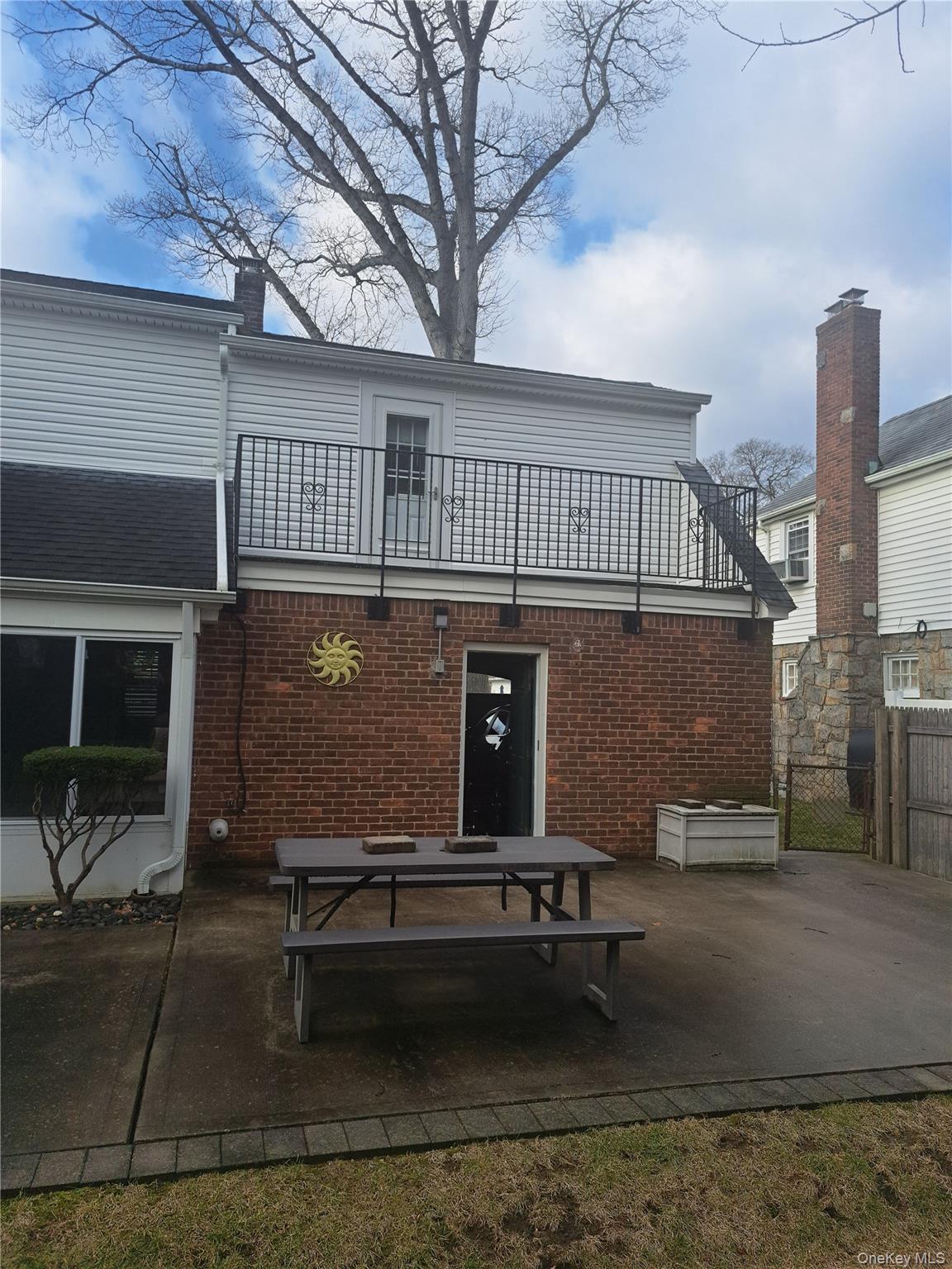 12 Maryland Avenue Property Photo 23
