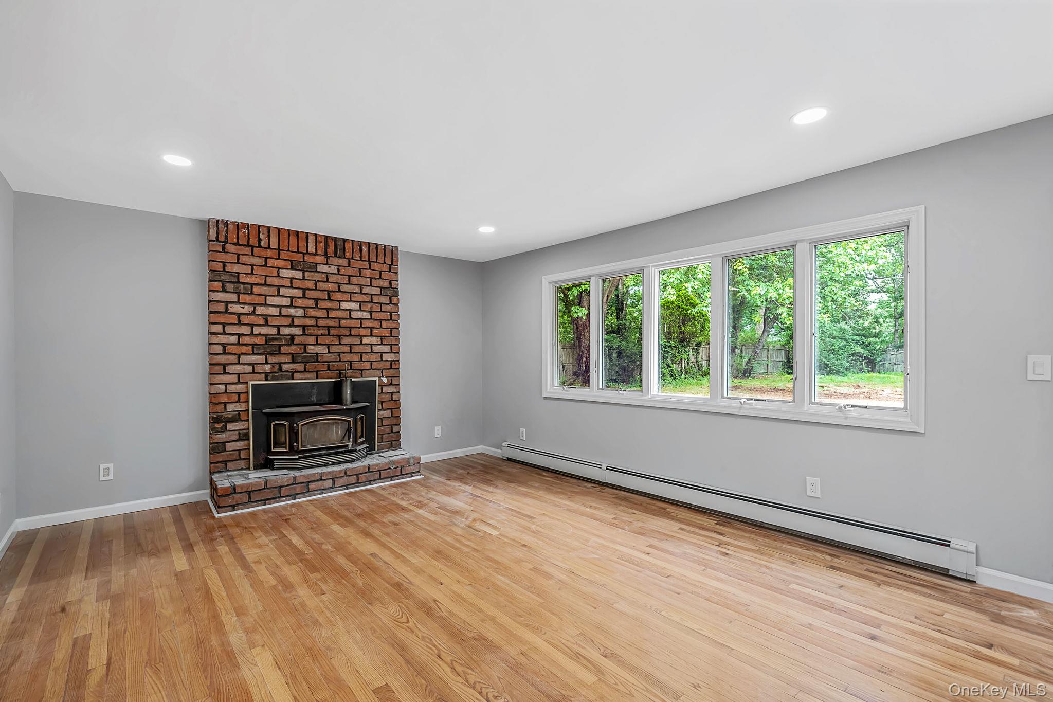 111 Pine Street Property Photo 17